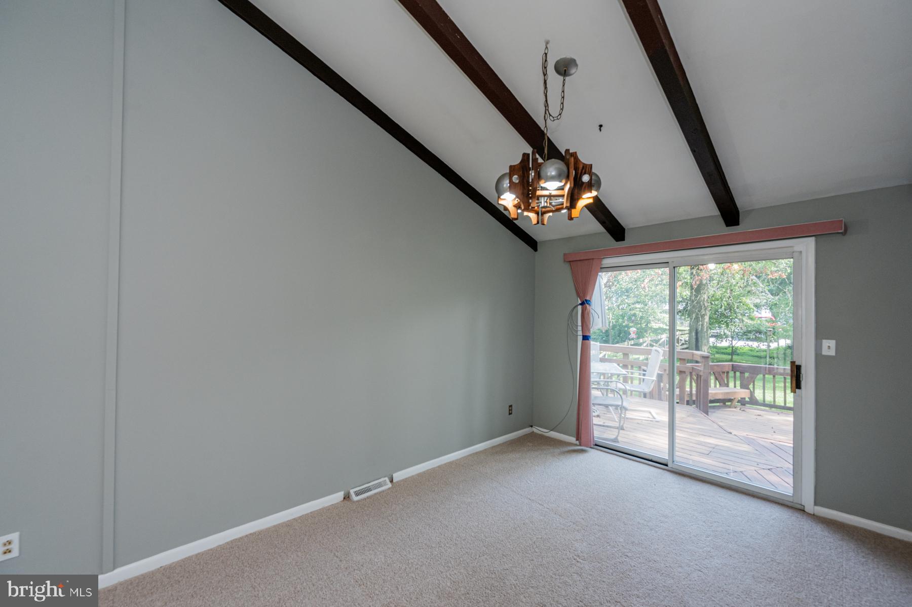 OAKLAND MILLS - Residential