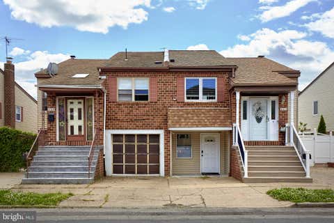 Townhouse For Sale - 862 Hendrix Street<br/> PHILADELPHIA, PA 19116
