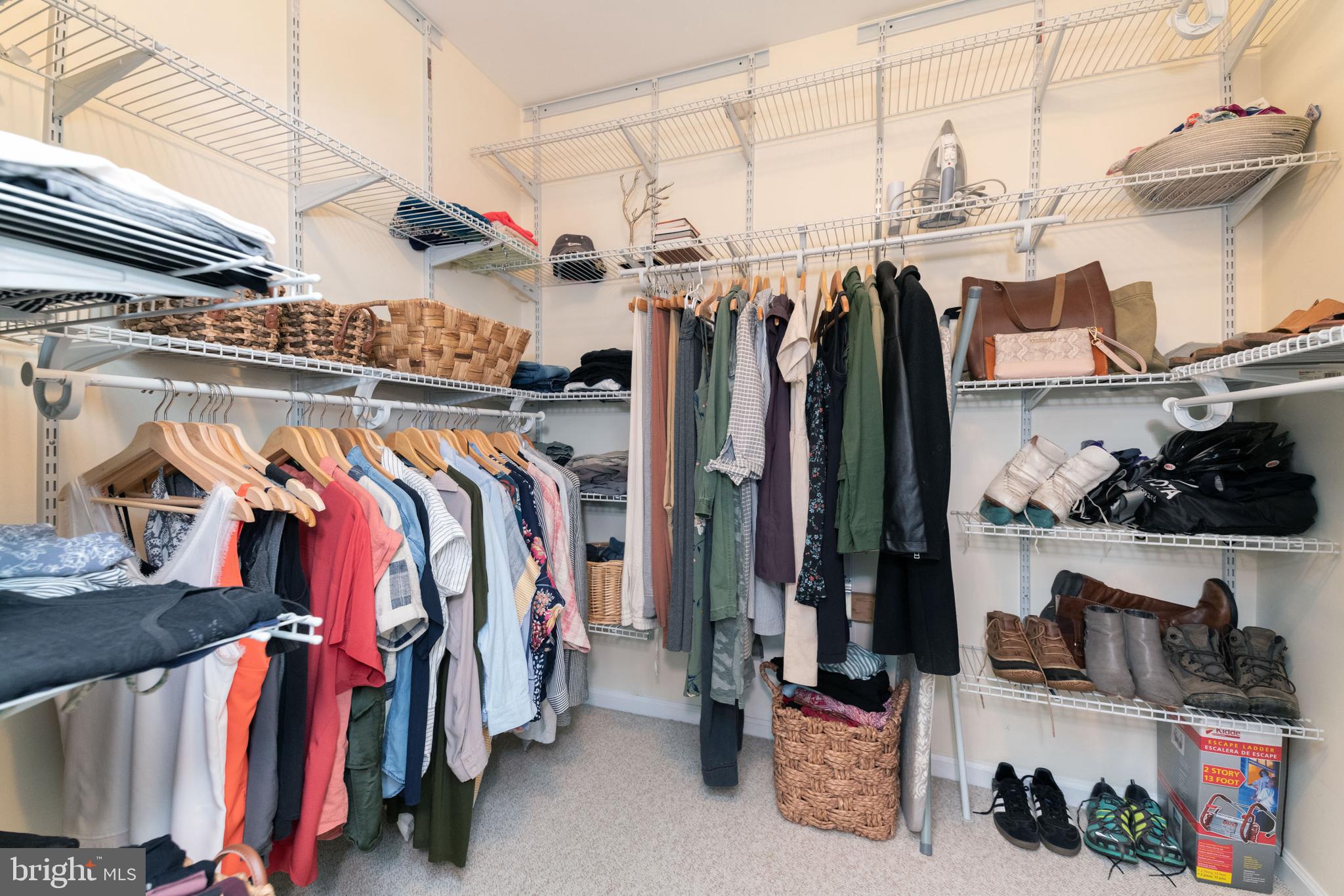 MEADOW STREAM - Residential