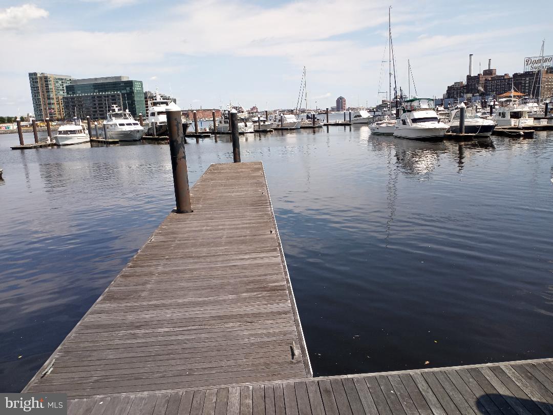 PIERSIDE AT HARBORVIEW - Residential