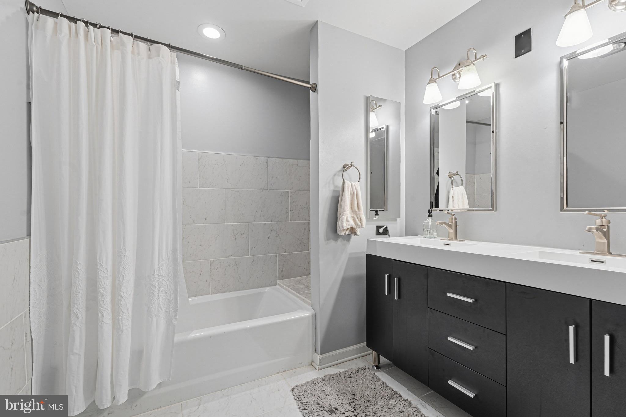 INNER HARBOR - Residential