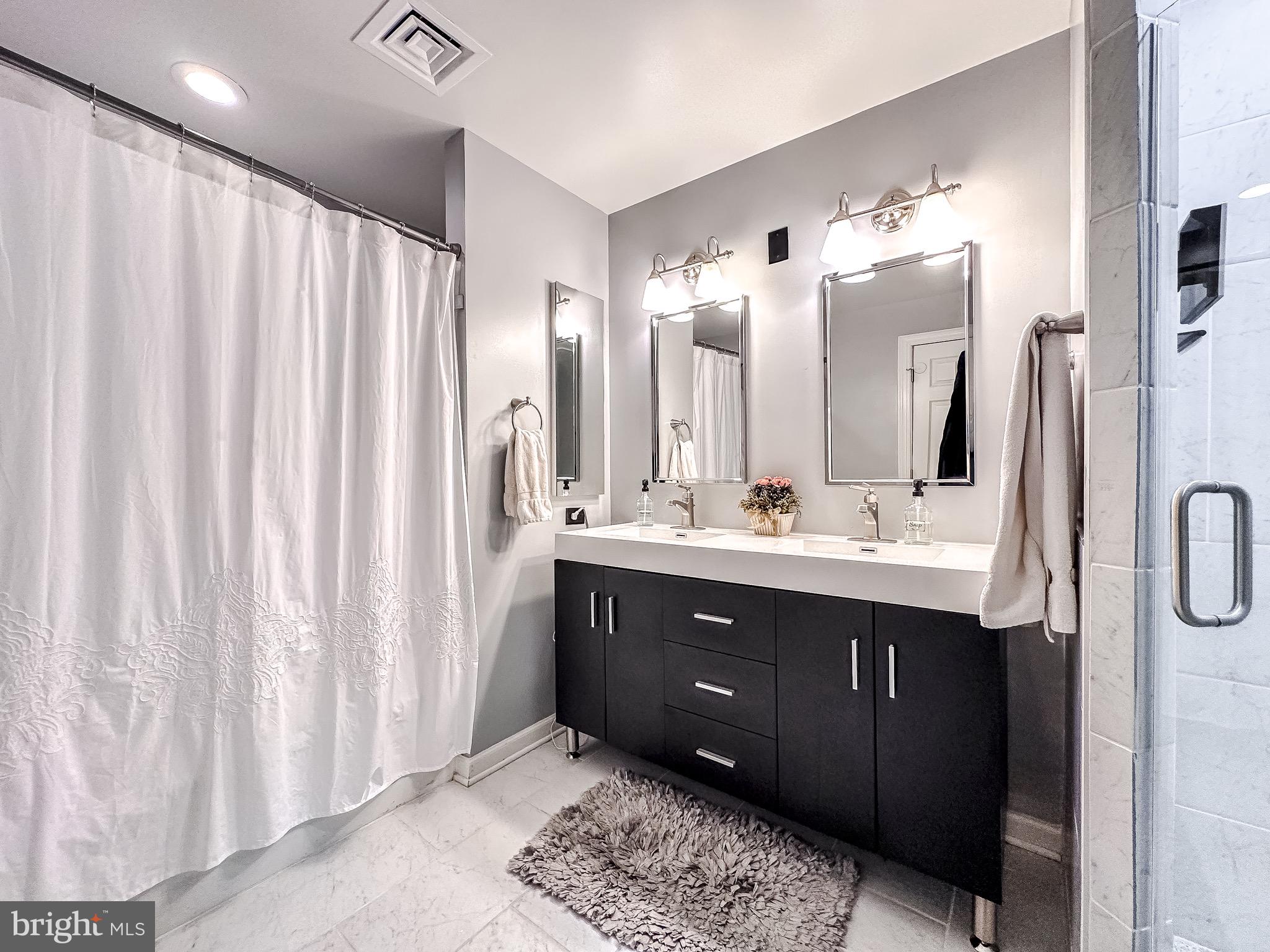 INNER HARBOR - Residential