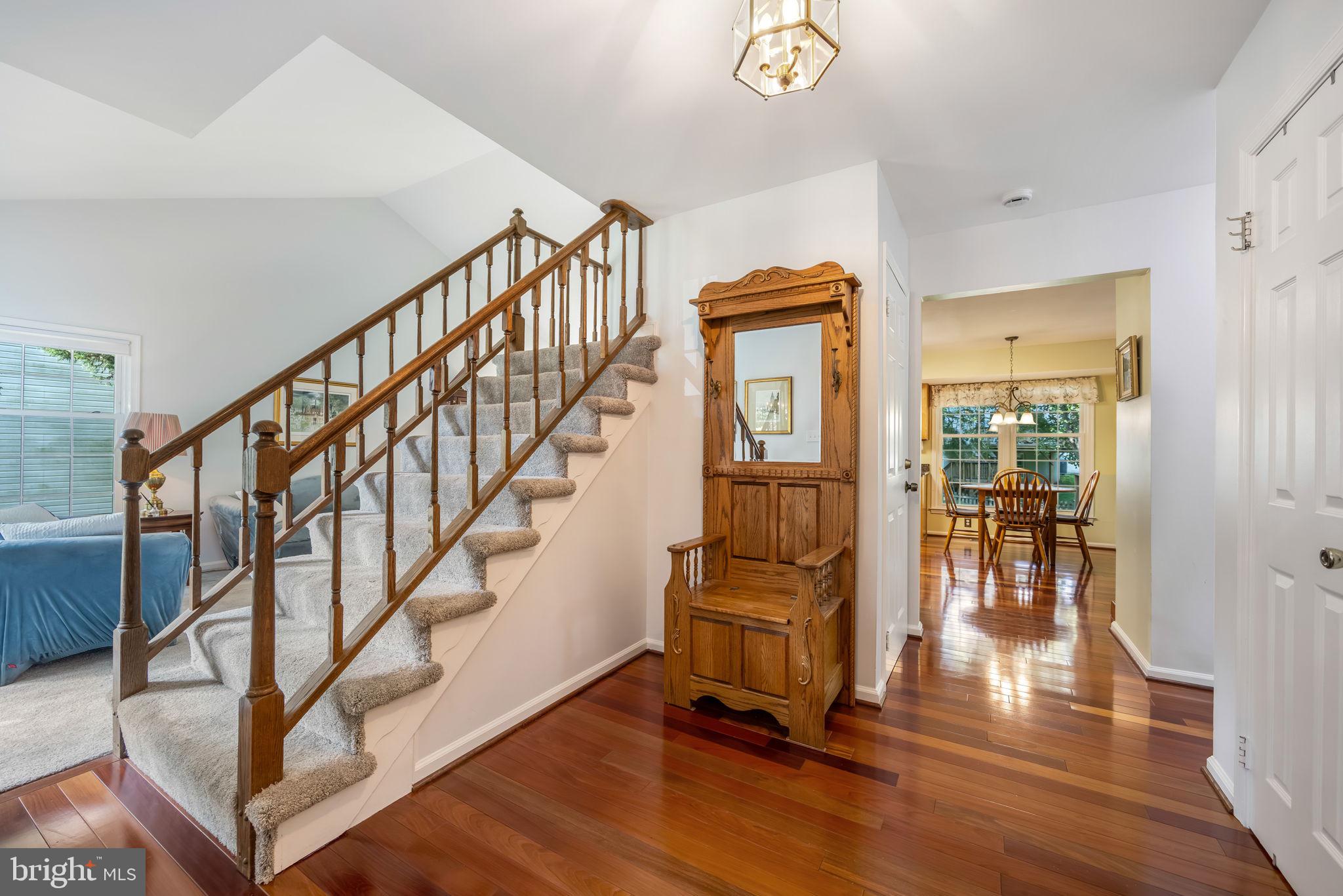 5722 ROCKY RUN DRIVE