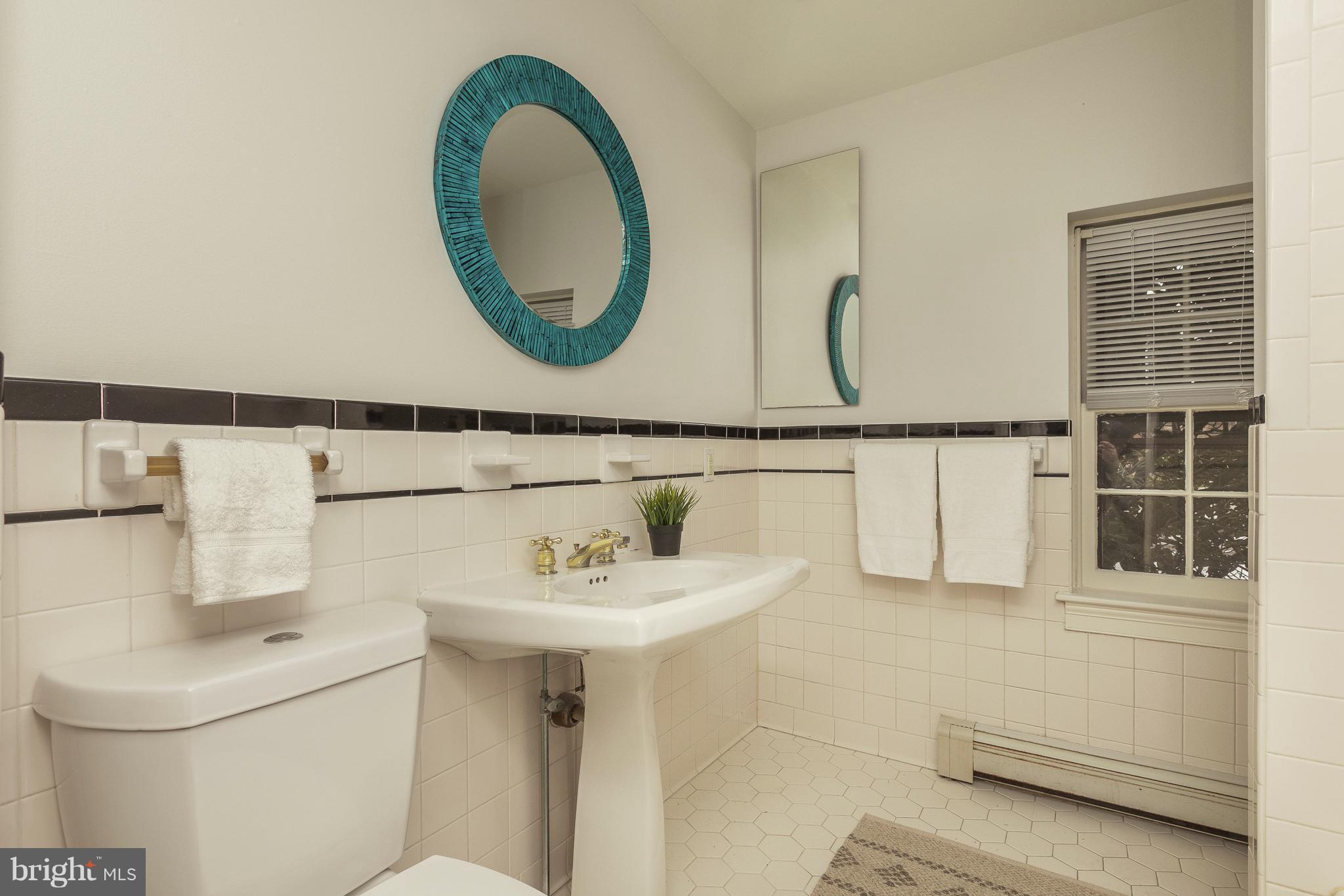 BOLTON HILL HISTORIC DISTRICT - Residential Income