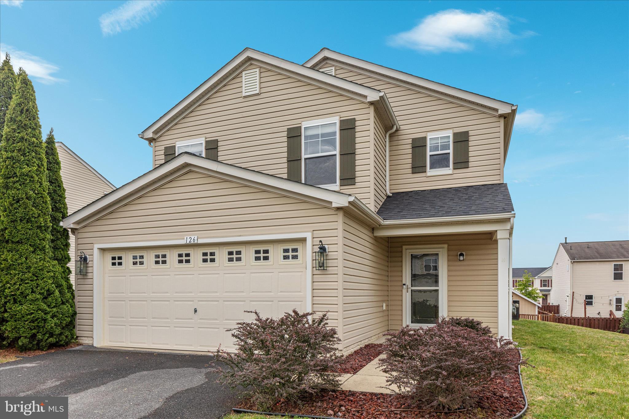 MEADOWS EDGE - Residential