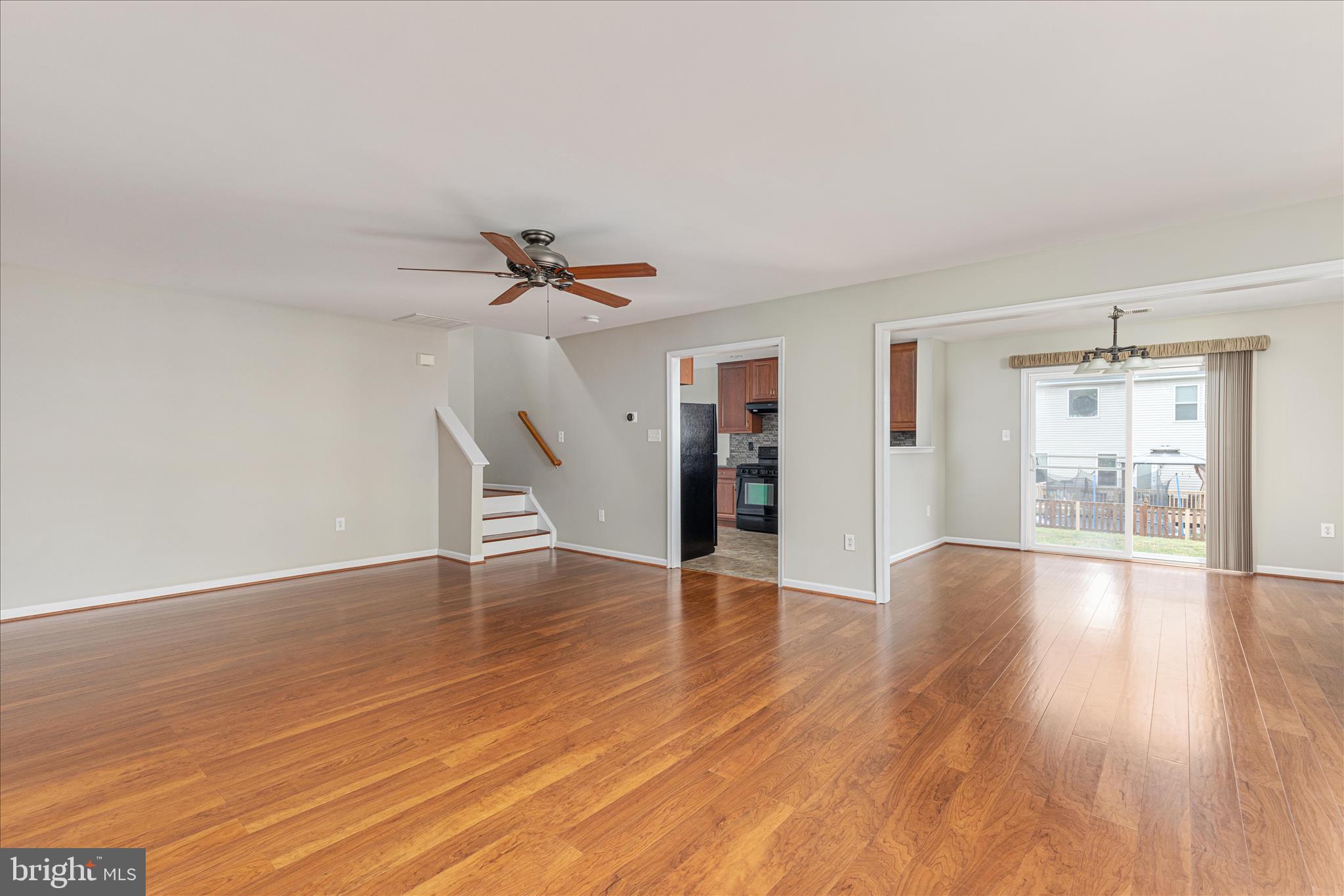 MEADOWS EDGE - Residential