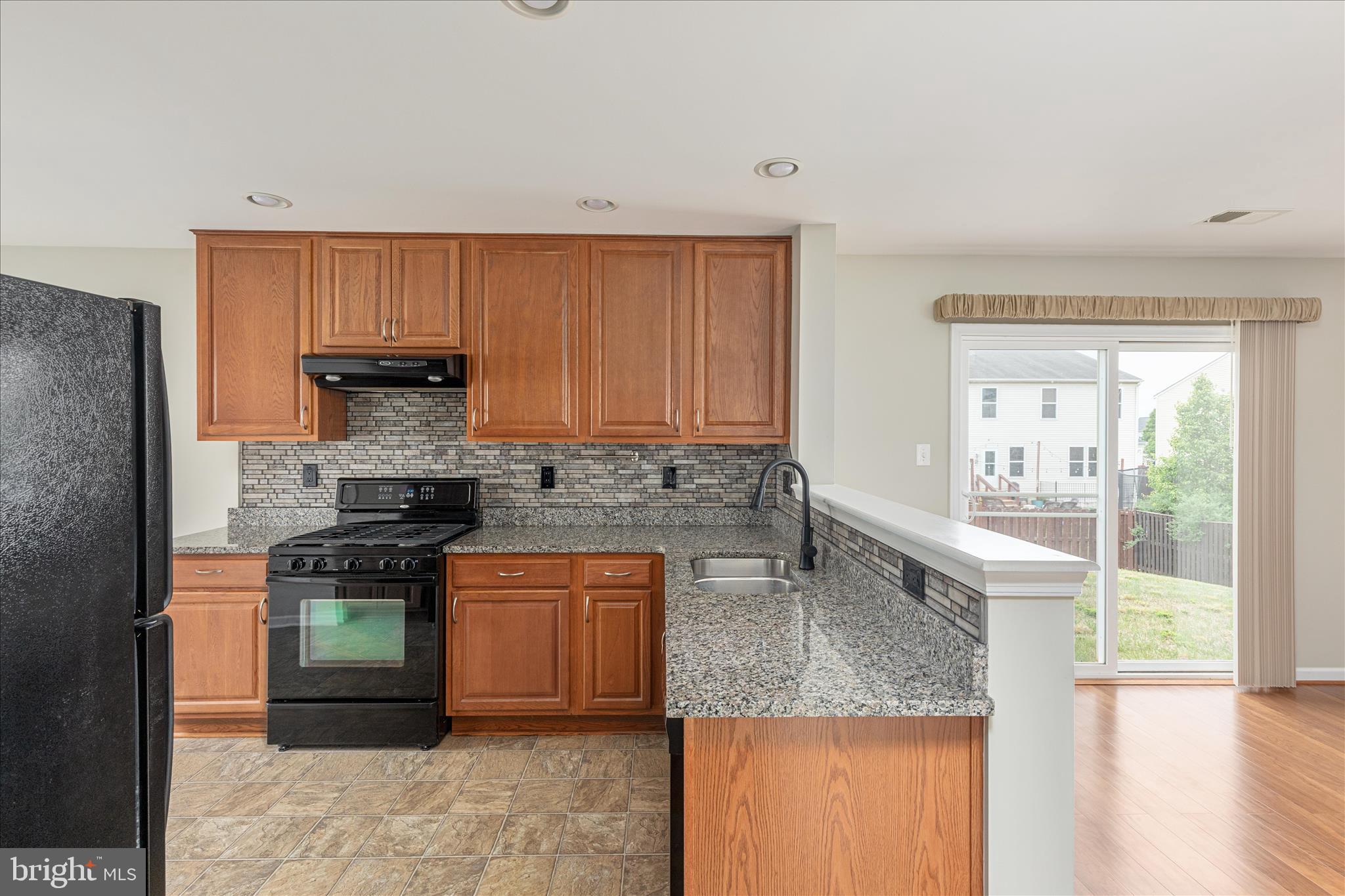 MEADOWS EDGE - Residential