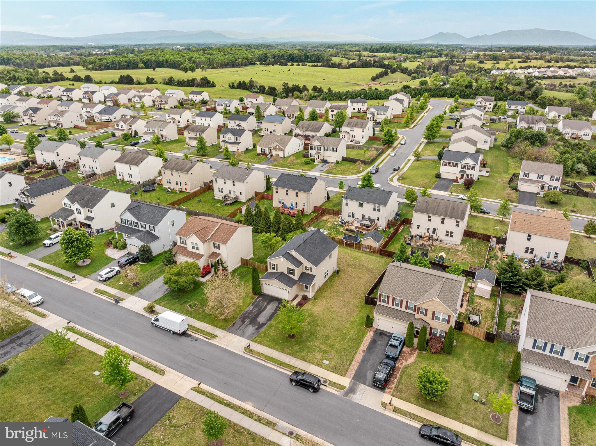 MEADOWS EDGE - Residential