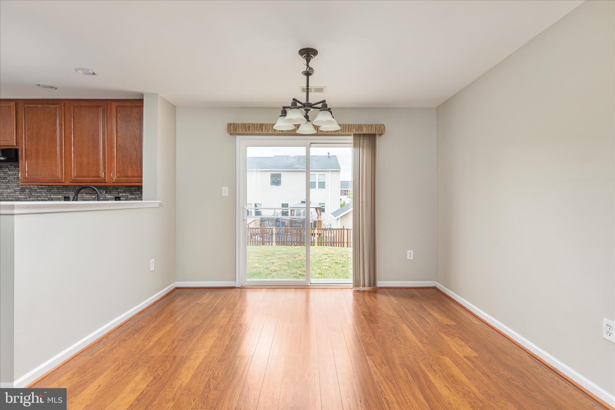 MEADOWS EDGE - Residential