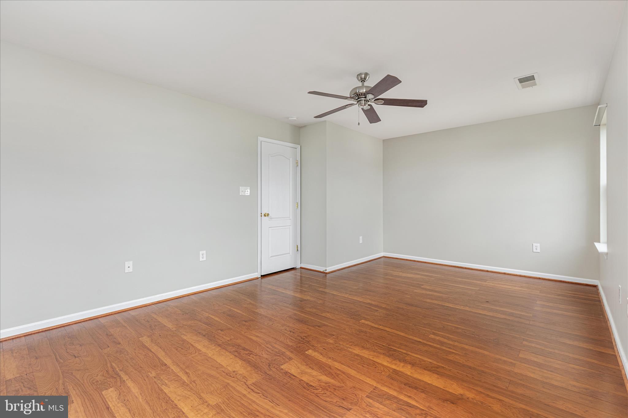 MEADOWS EDGE - Residential