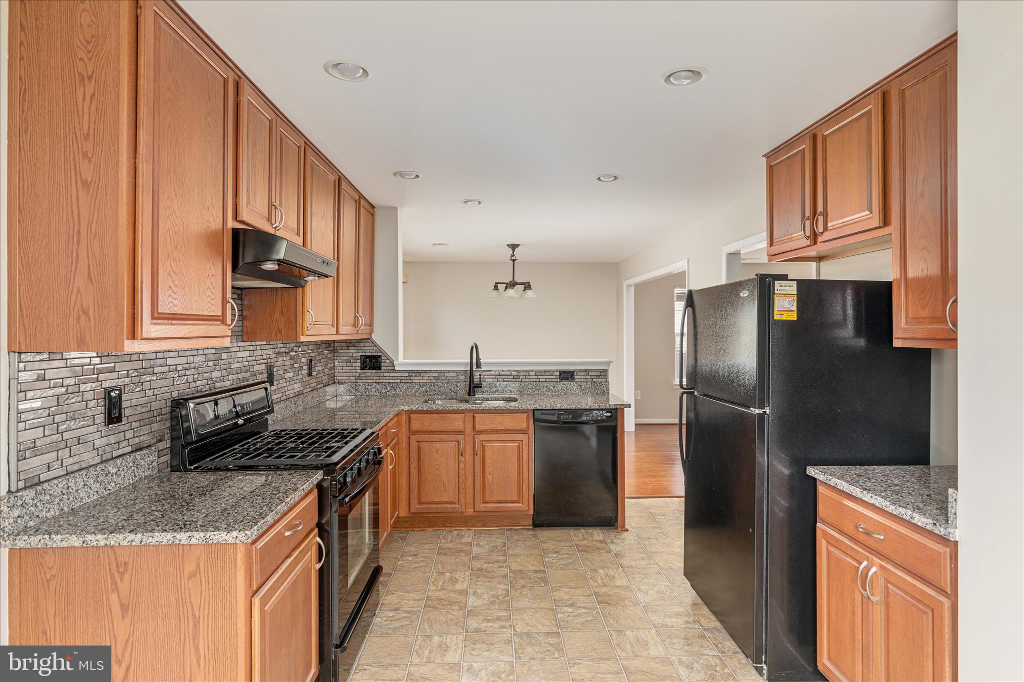MEADOWS EDGE - Residential