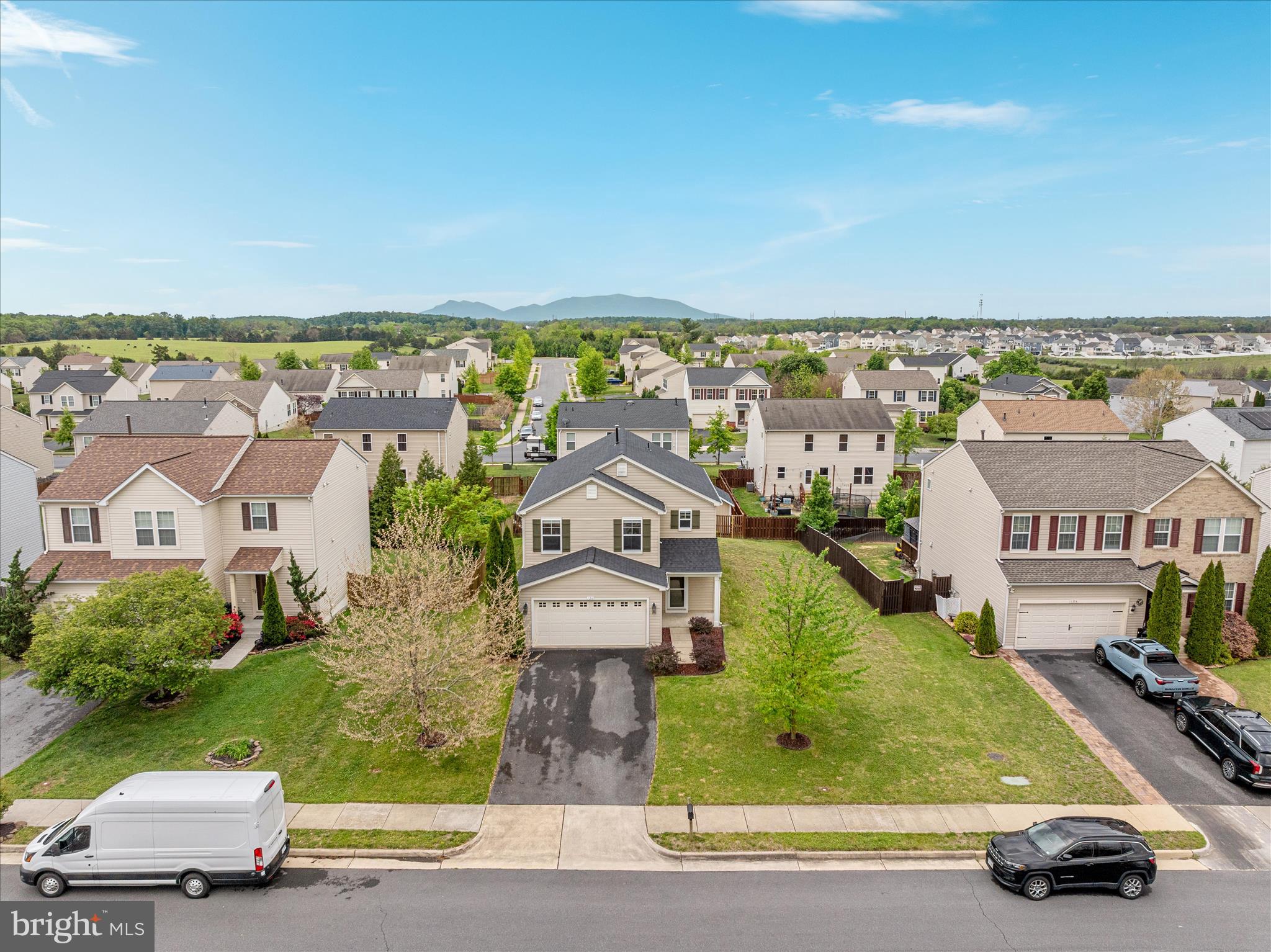 MEADOWS EDGE - Residential