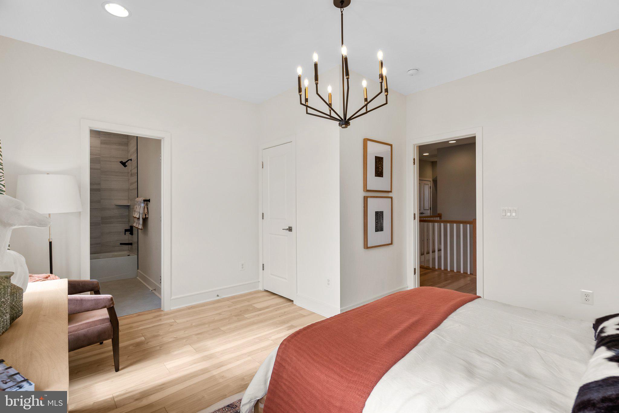 GLENMORE FARM - Residential