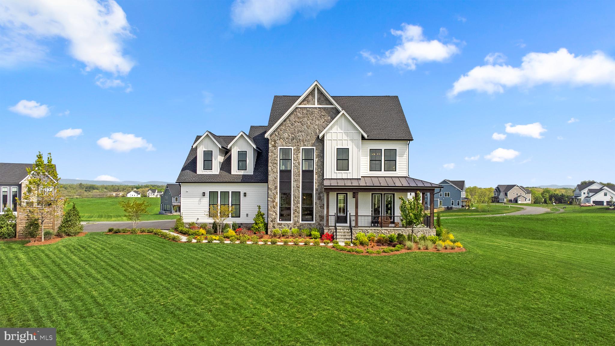 38875 SILVER KING CIRCLE