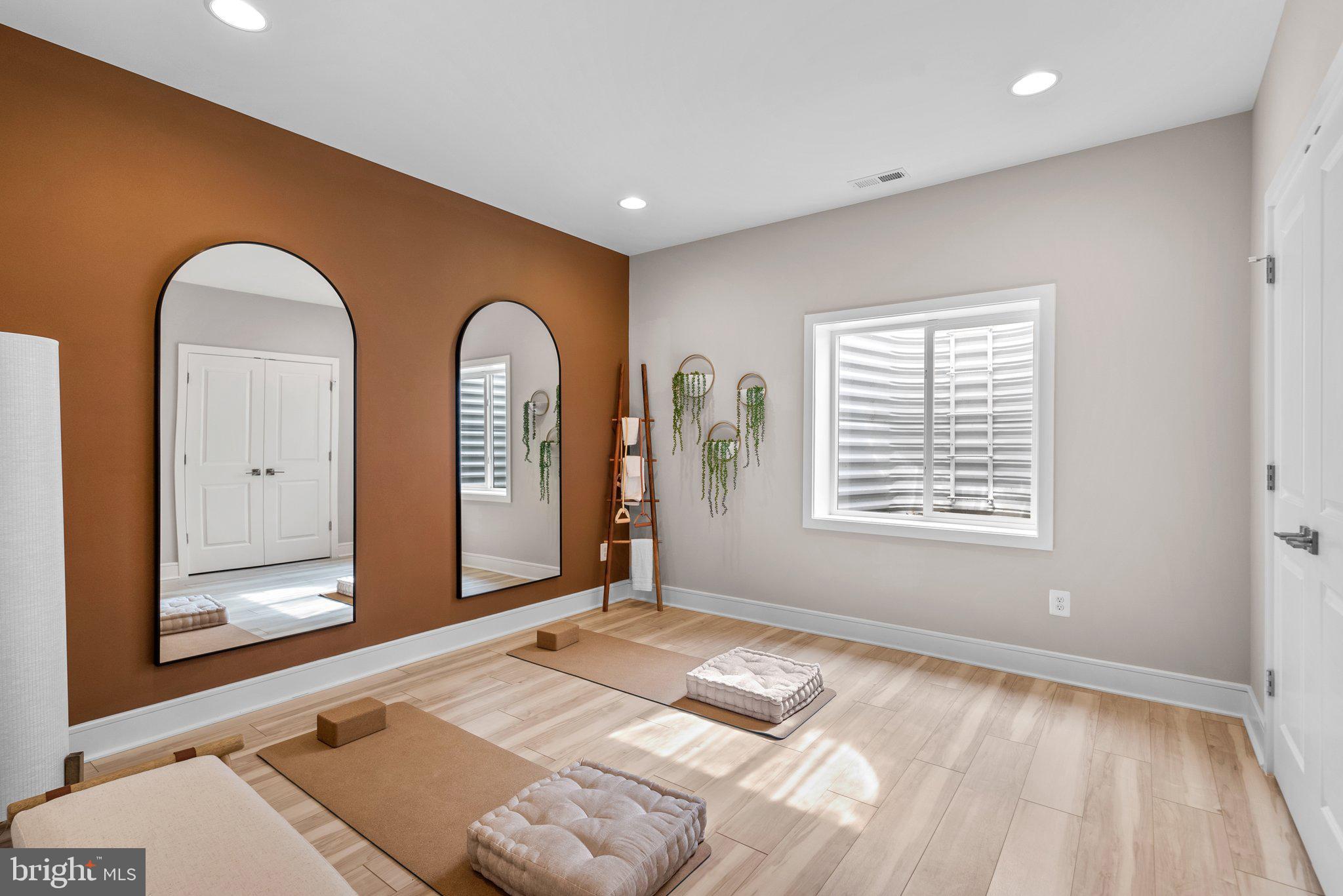 GLENMORE FARM - Residential