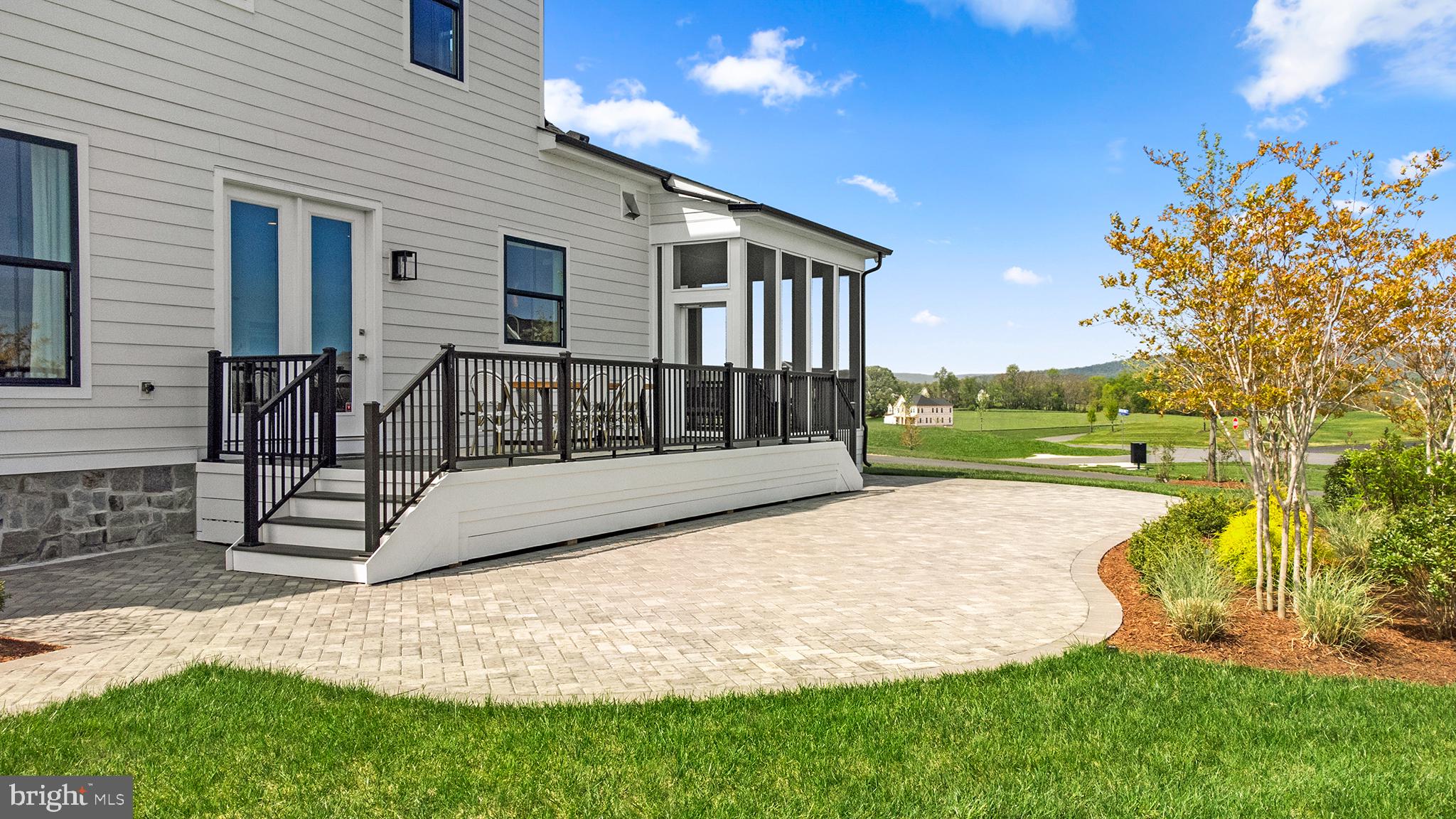 GLENMORE FARM - Residential