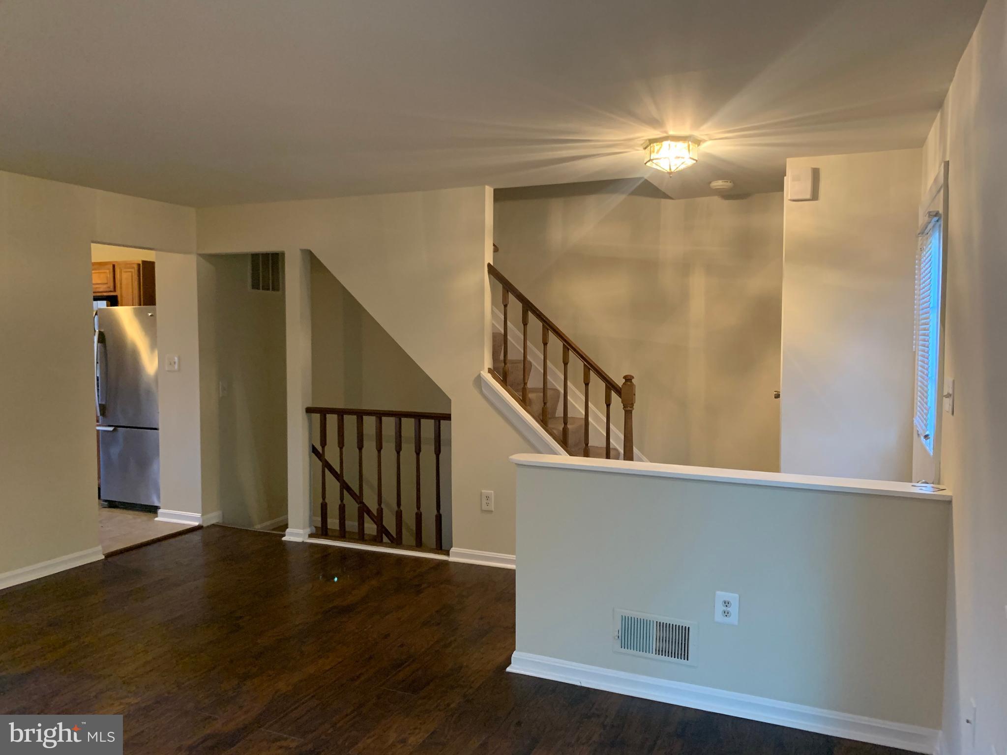 CARROLL PARK MANOR - Residential Lease