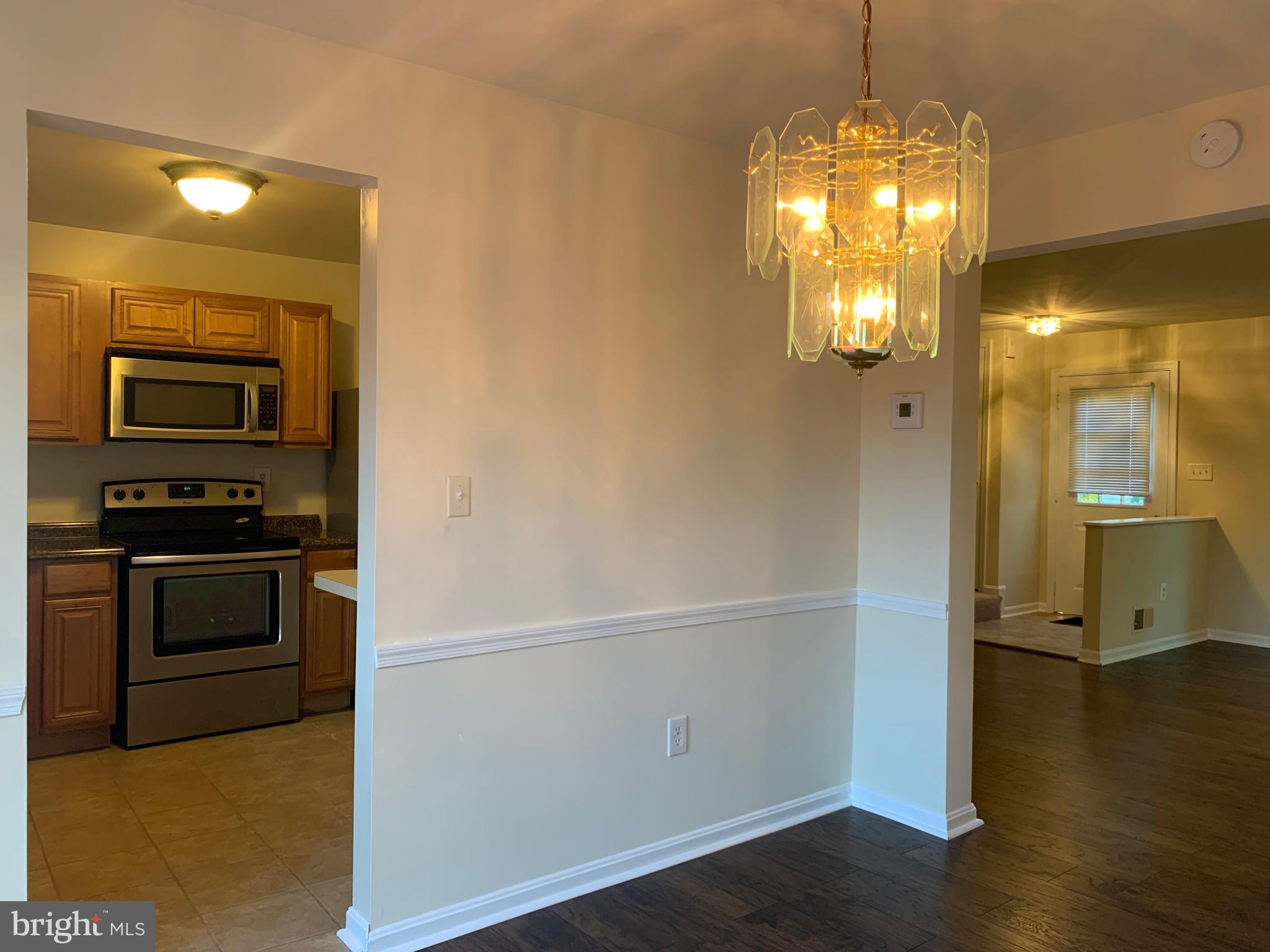 CARROLL PARK MANOR - Residential Lease