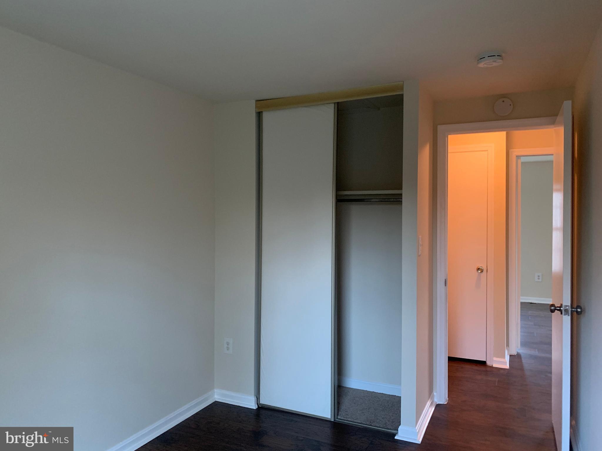 CARROLL PARK MANOR - Residential Lease