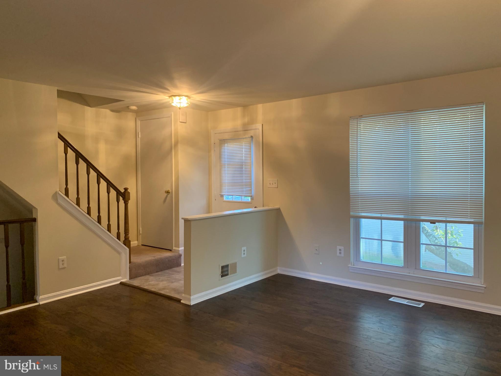 CARROLL PARK MANOR - Residential Lease