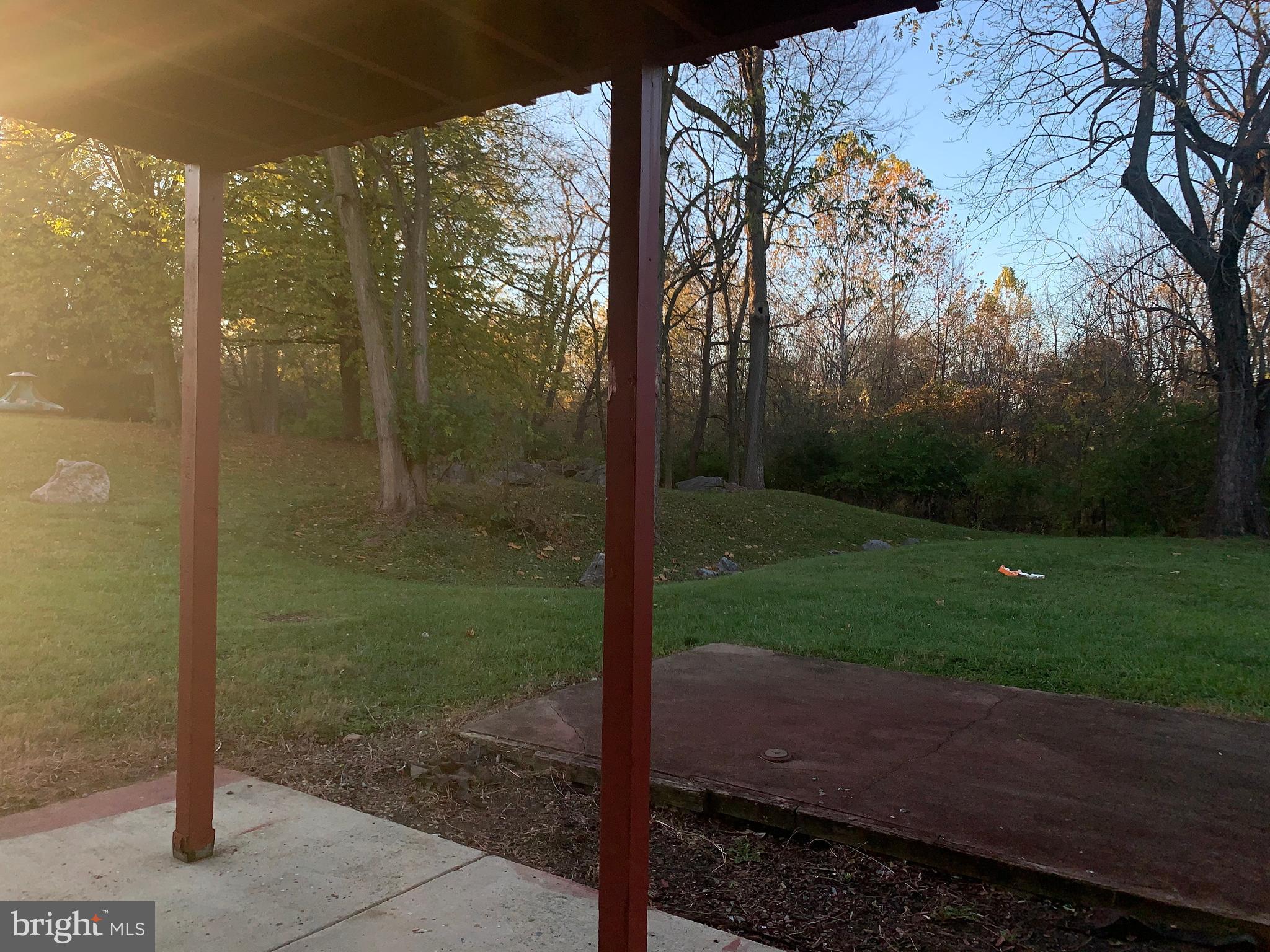 CARROLL PARK MANOR - Residential Lease