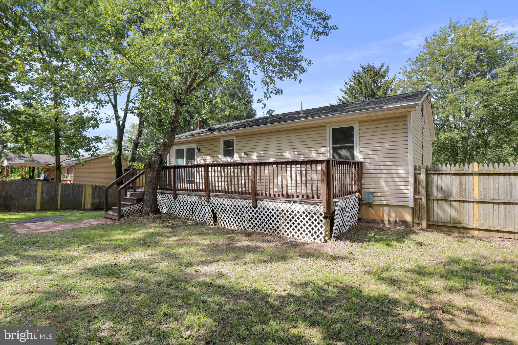 WALNUT GROVE - Residential