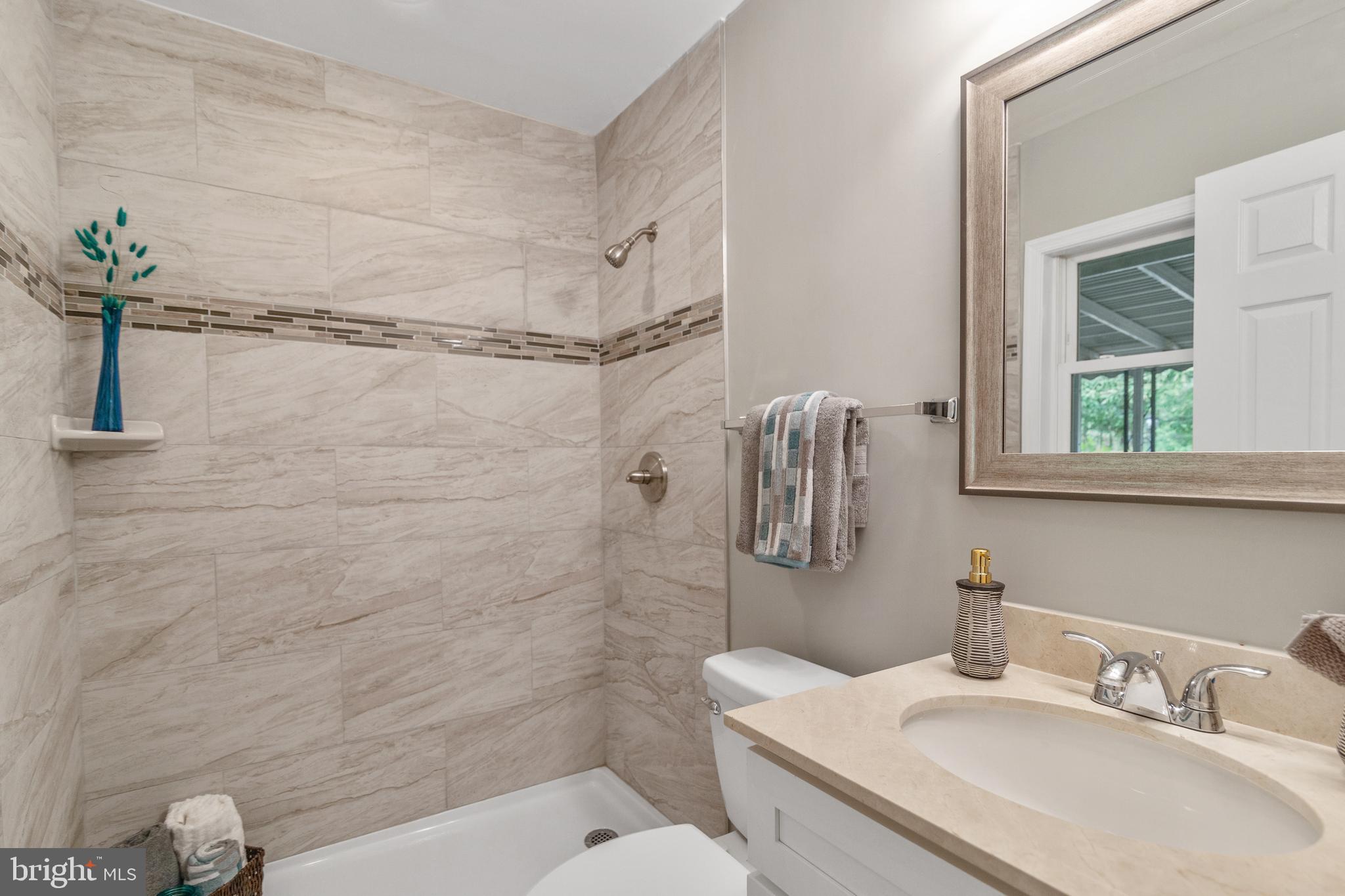 SUBURBIA - Residential