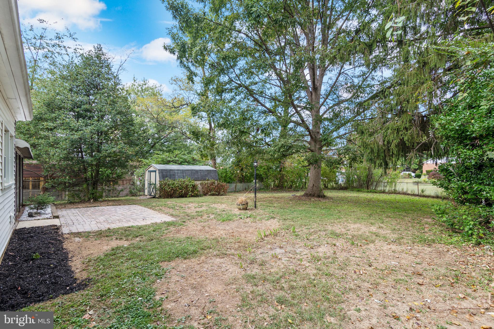 SUBURBIA - Residential