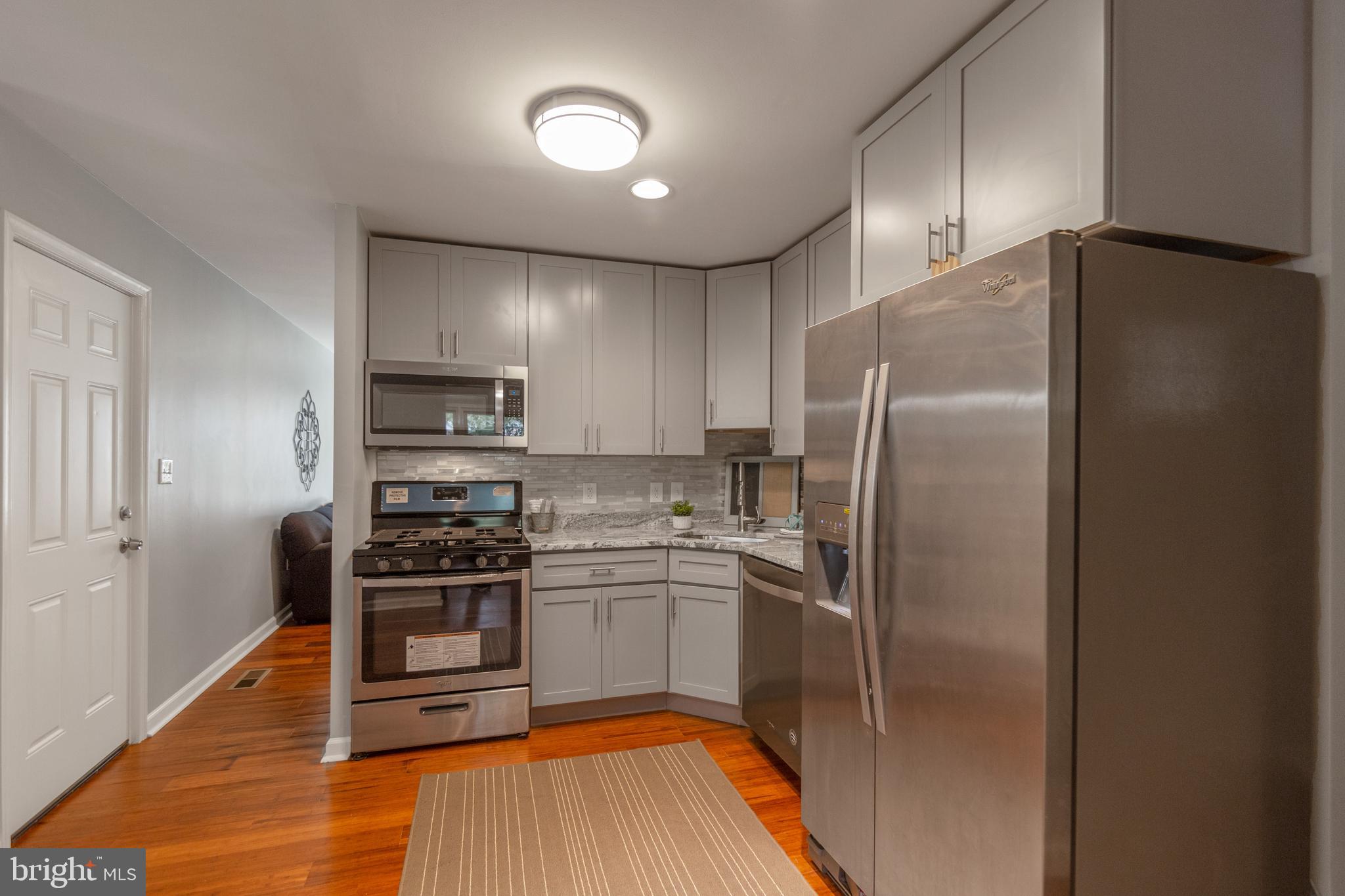 SUBURBIA - Residential