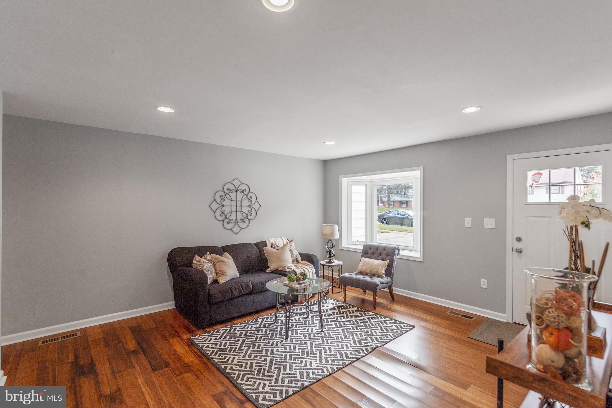 SUBURBIA - Residential