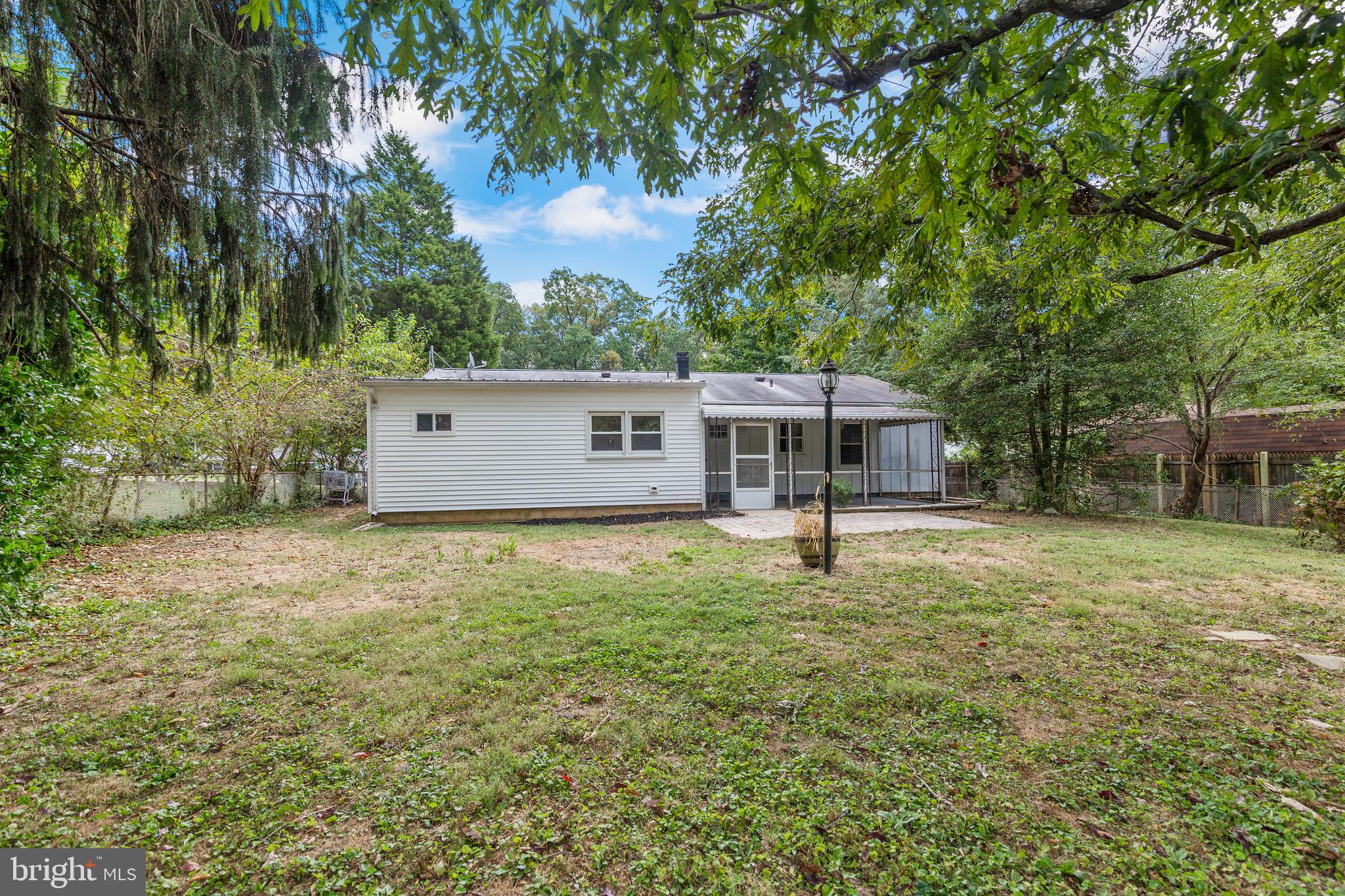 SUBURBIA - Residential