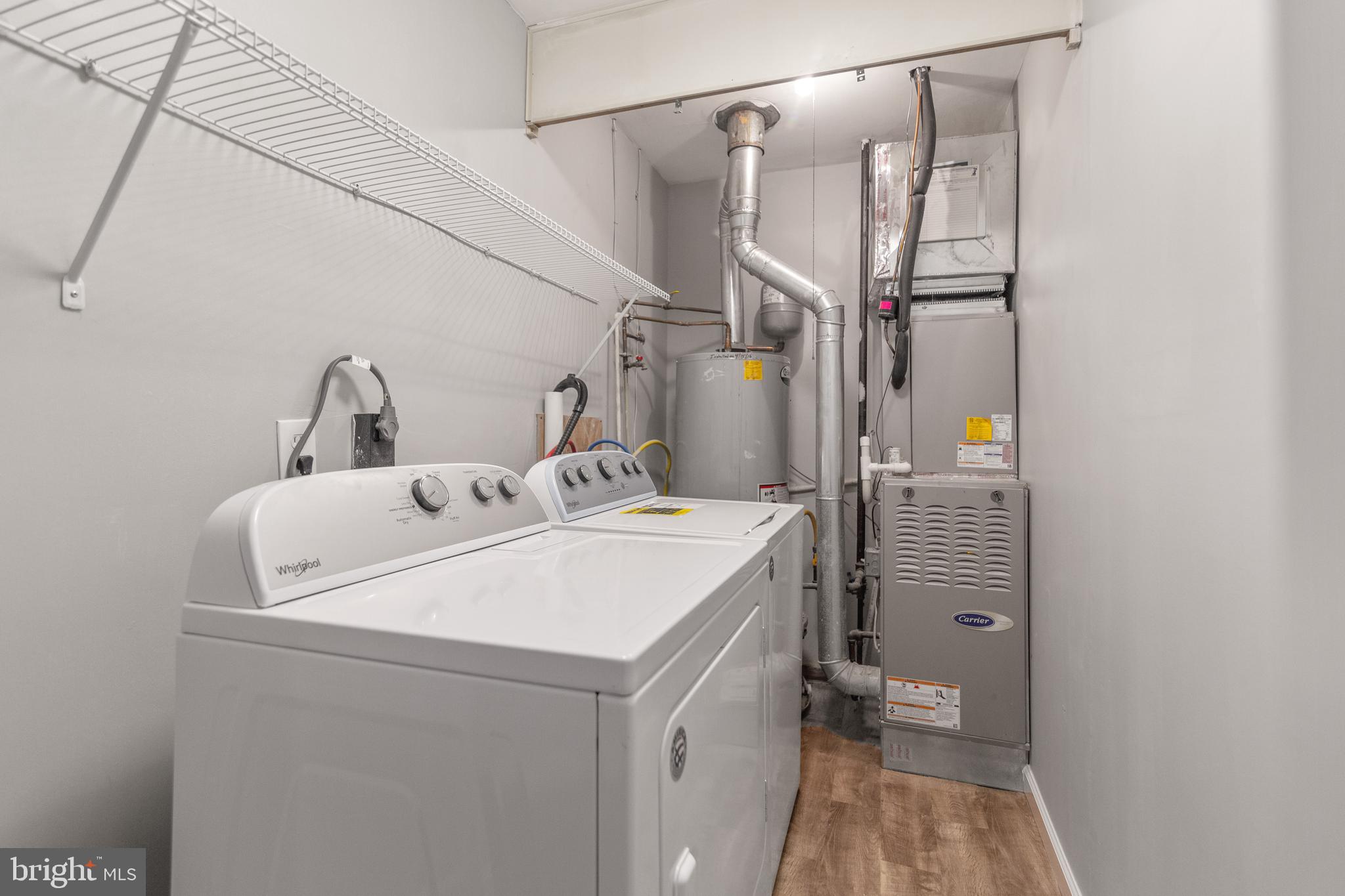 SUBURBIA - Residential