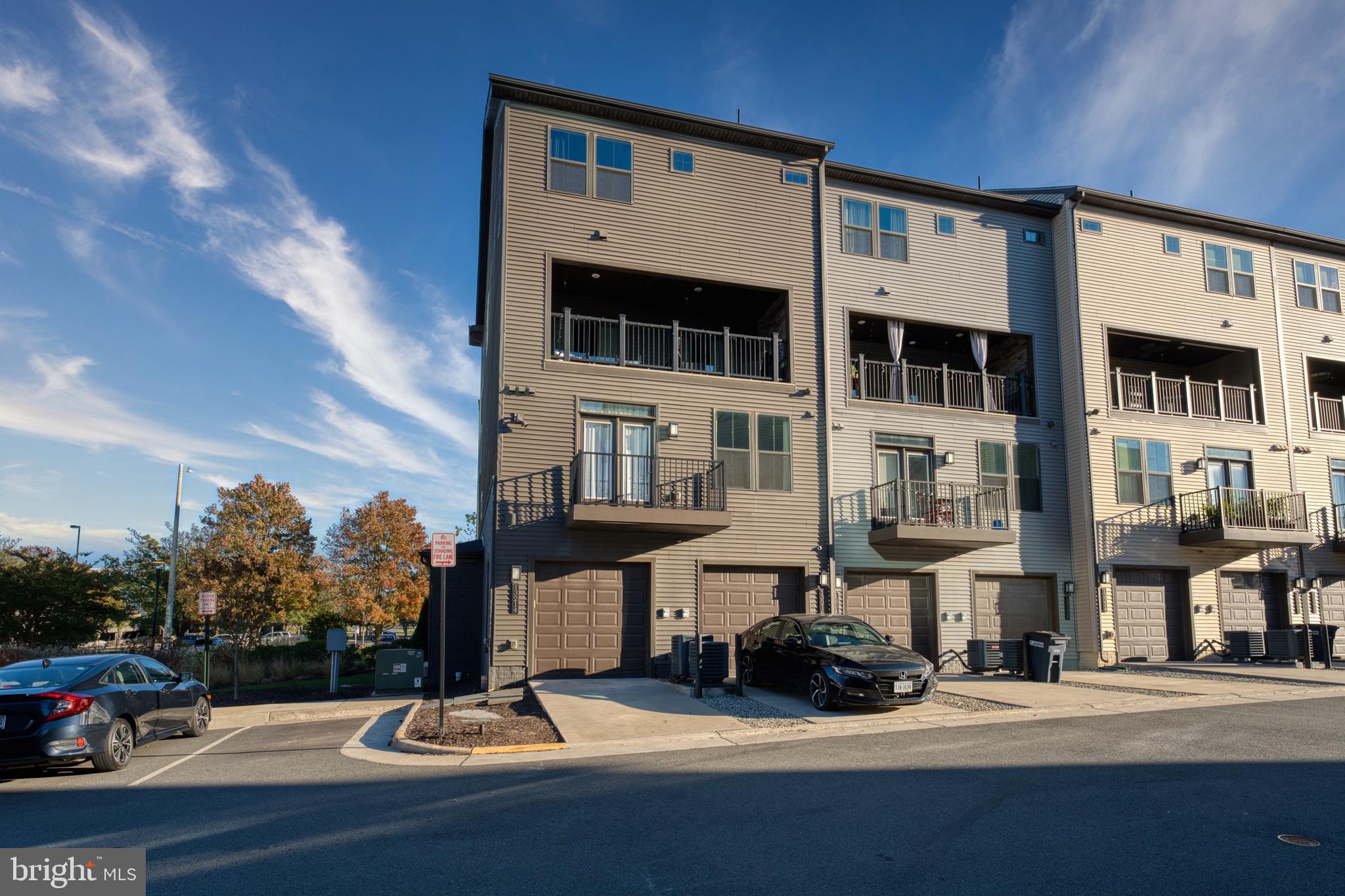 WATERVIEW AT WOODLAND PARK - Residential Lease