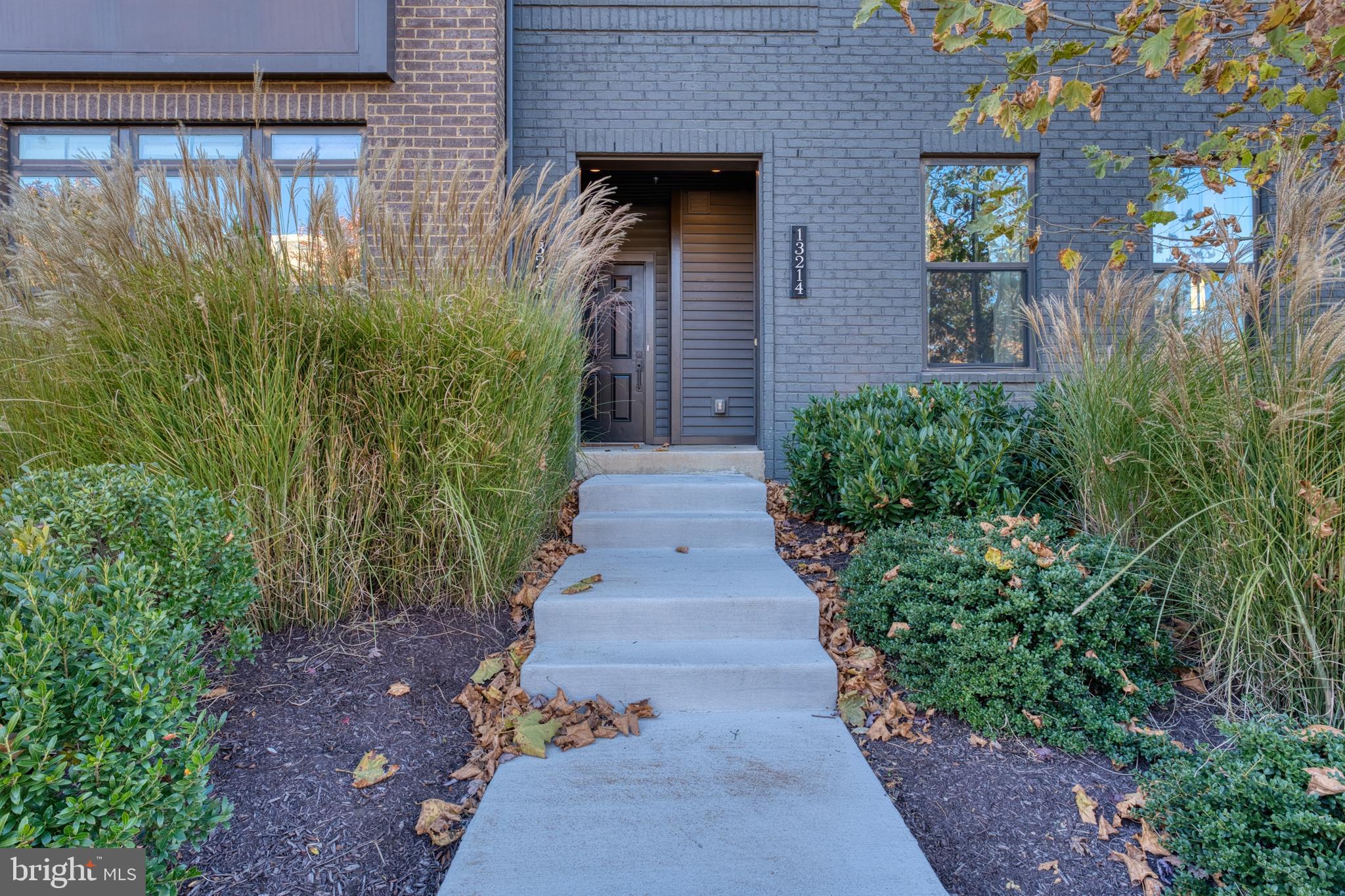 WATERVIEW AT WOODLAND PARK - Residential Lease