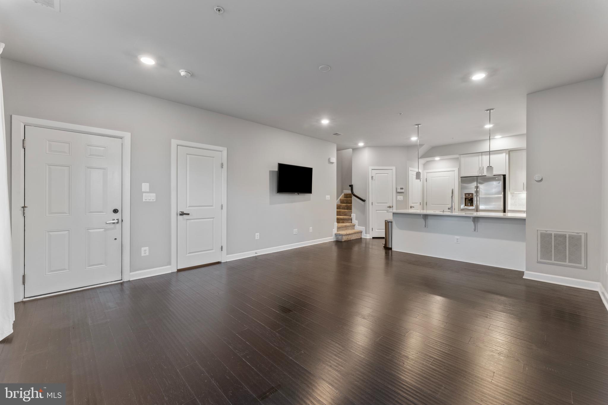 WATERVIEW AT WOODLAND PARK - Residential Lease