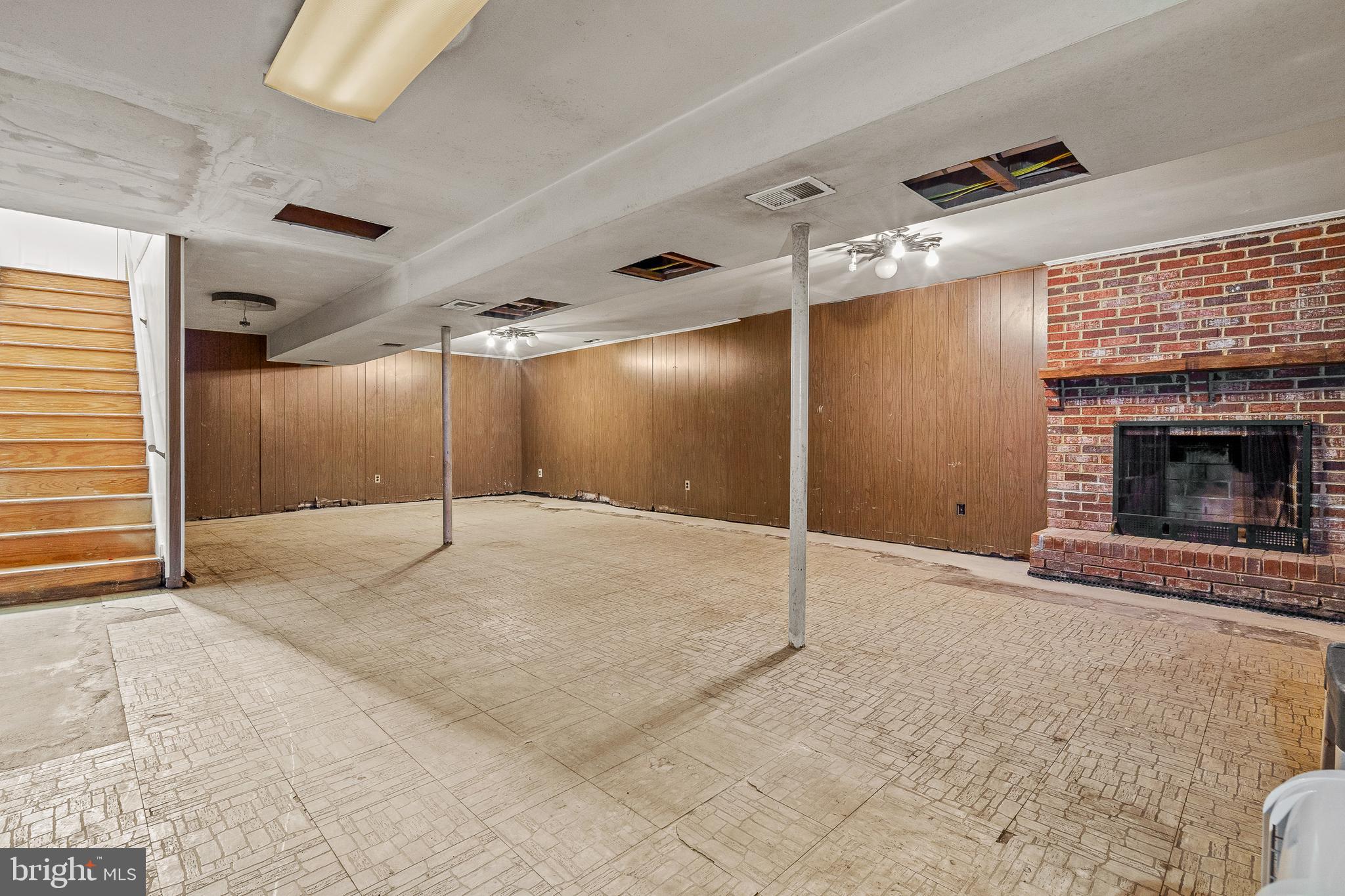 CRAIN WEST - Residential