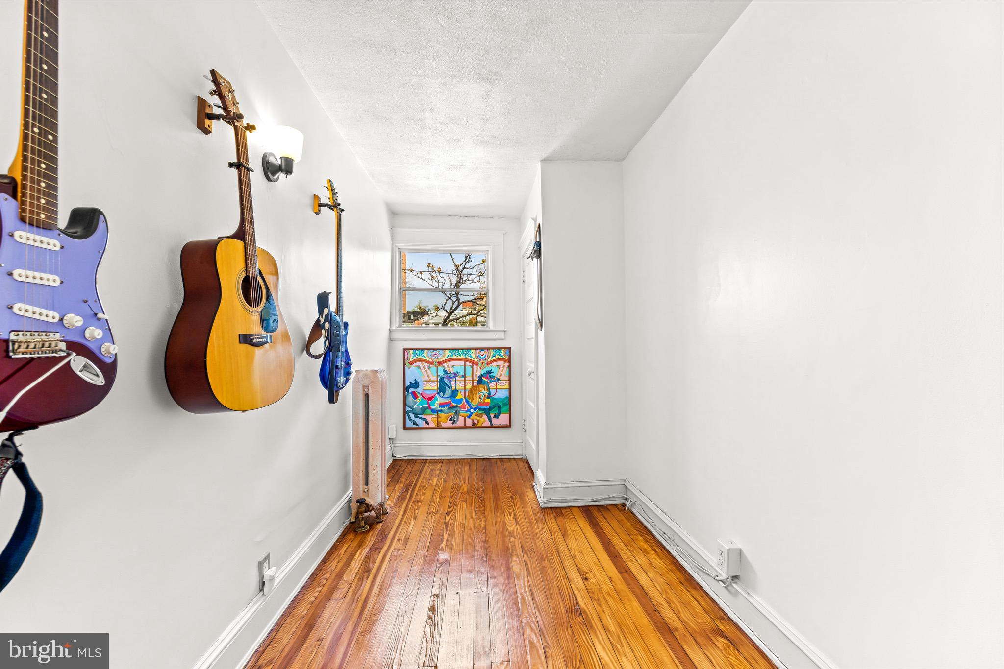 CHARLES VILLAGE - Residential