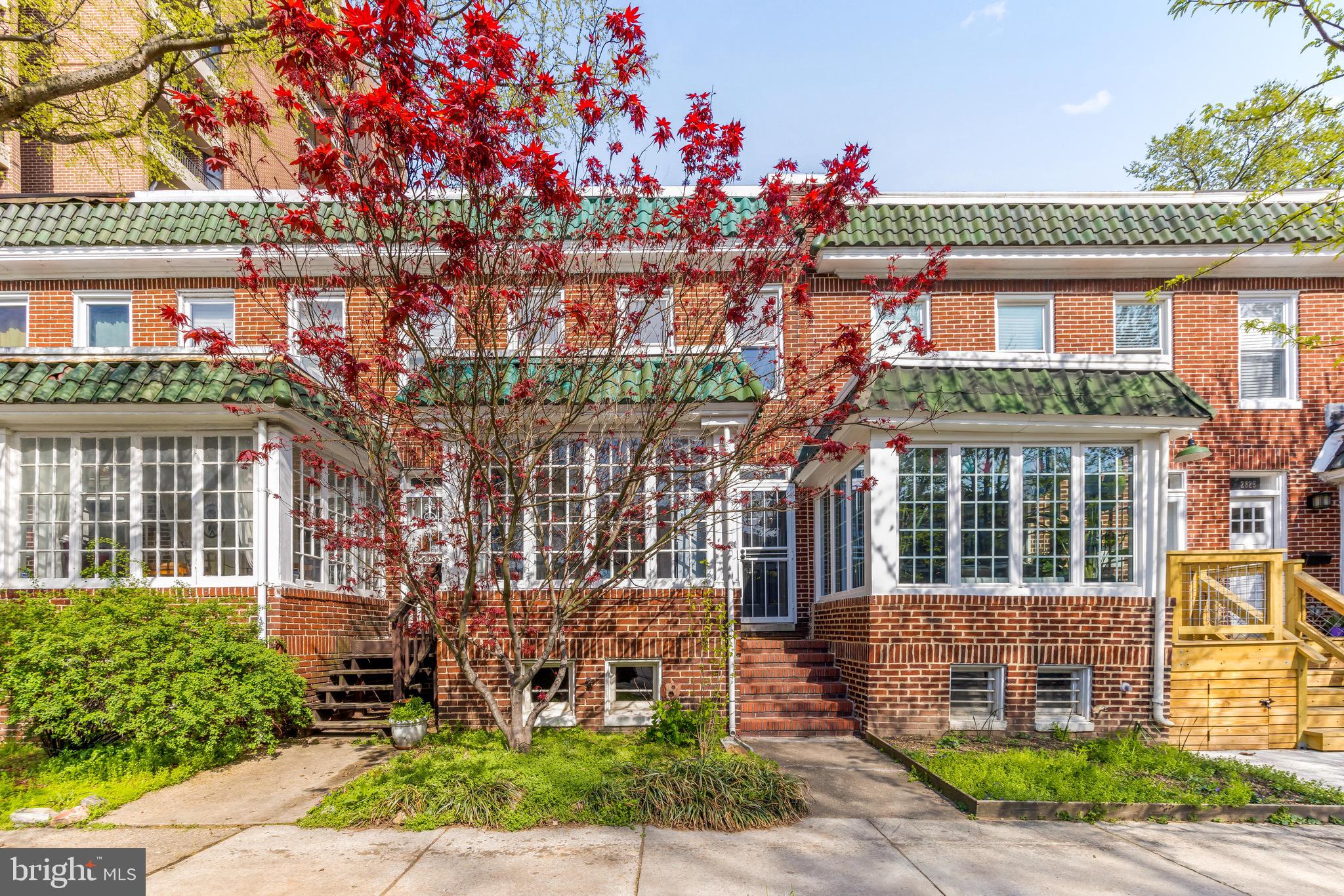 Charming Remington Townhouse with a Sunroom!
This cozy home is in the heart of Remington, just steps from the BMA, Wyman Park, Hopkins, R. House, Paper Moon Diner, Greedy Reads, and a quick 7 minute drive to Hampden! New roof with 15 year GAF warranty, new bathroom skylight, new kitchen and countertops (2023) and new tankless water heater.
Inside, you’ll find:
A bright sunroom leading into a welcoming living and dining area,
An adorable kitchen featuring a matching gas range and refrigerator from the retro brand Classic,
Three bedrooms and a full bath with a skylight and a curbless shower upstairs,
A versatile basement with laundry and plenty of space for storage, a workshop, or a studio.
Bonus: A metal shed (sold as-is) that fits a small car, motorcycle, or extra storage.
