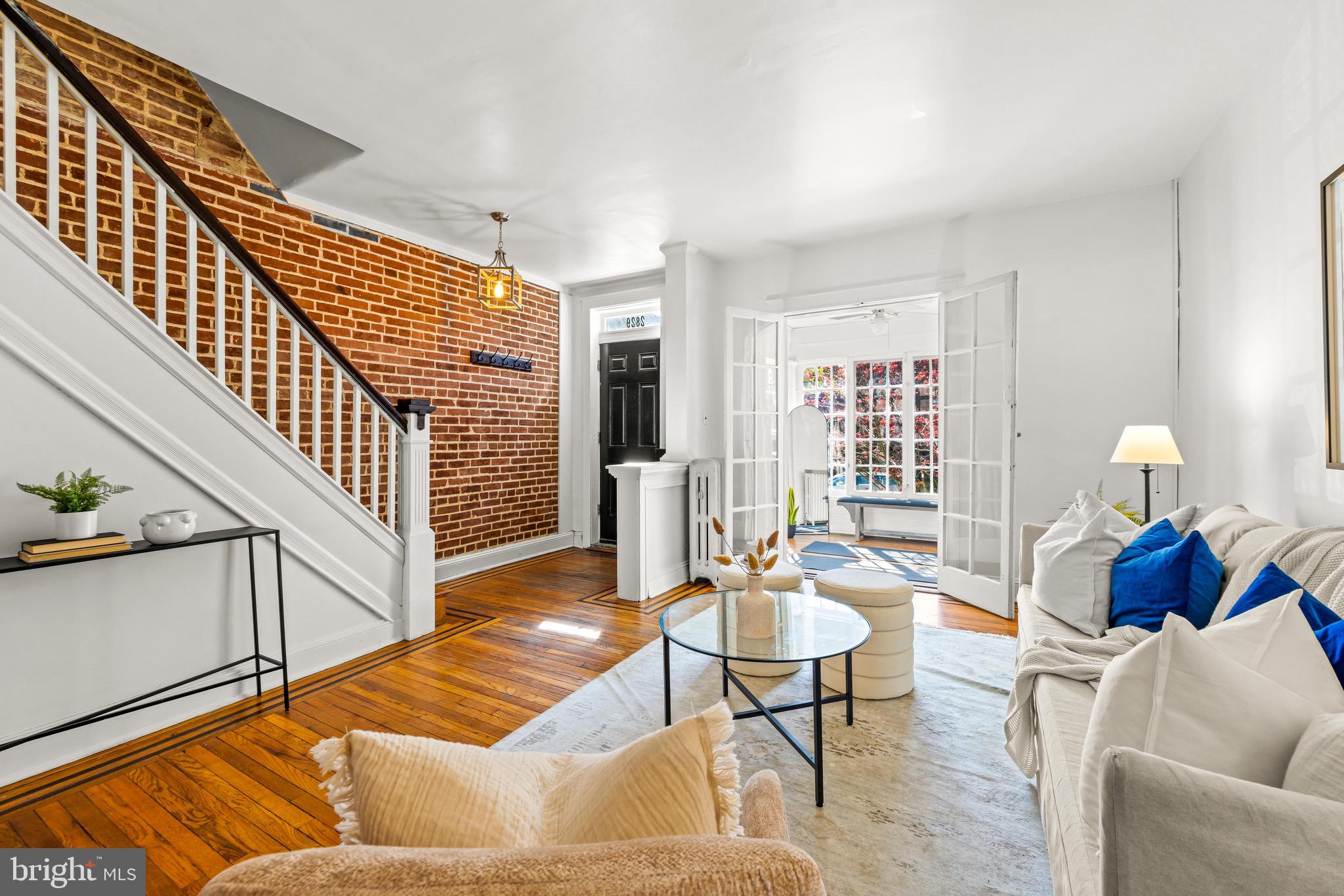 CHARLES VILLAGE - Residential