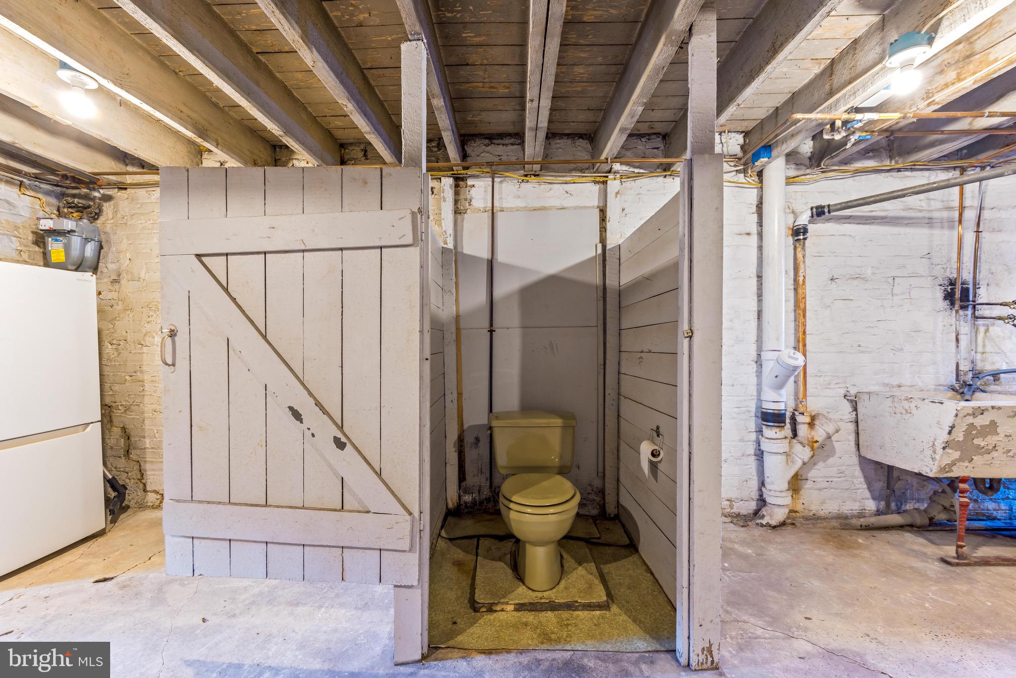 CHARLES VILLAGE - Residential