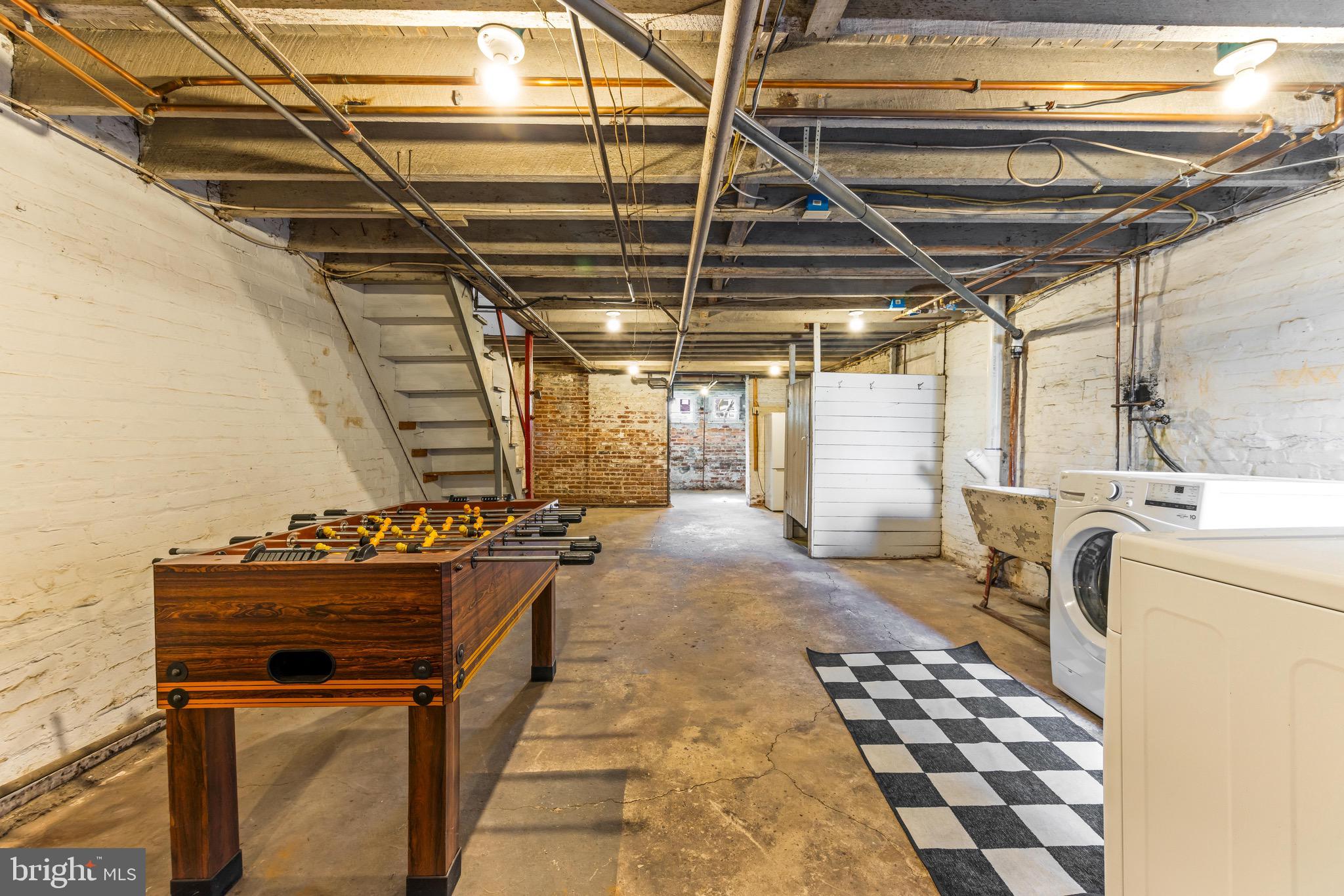 CHARLES VILLAGE - Residential