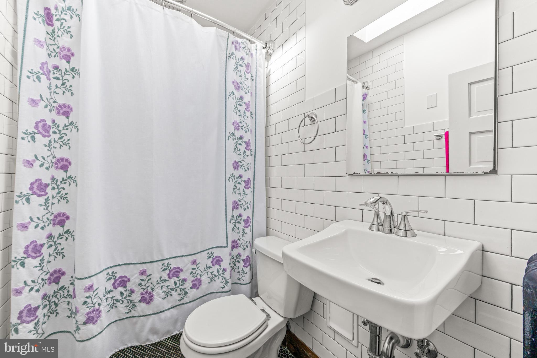 CHARLES VILLAGE - Residential