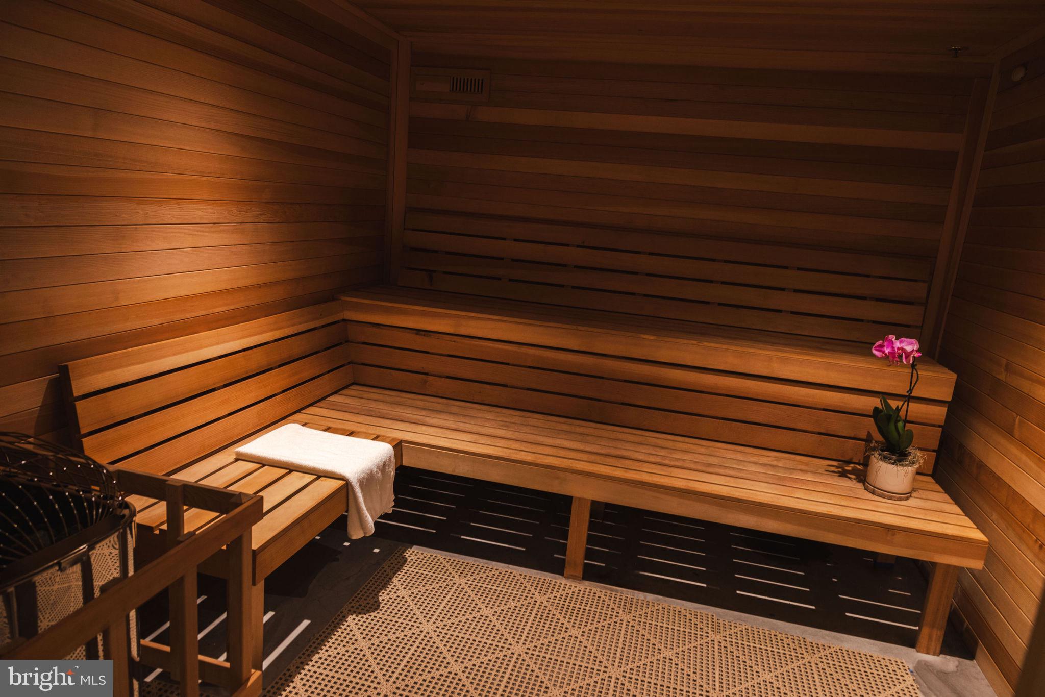 CENTER CITY - Residential Lease