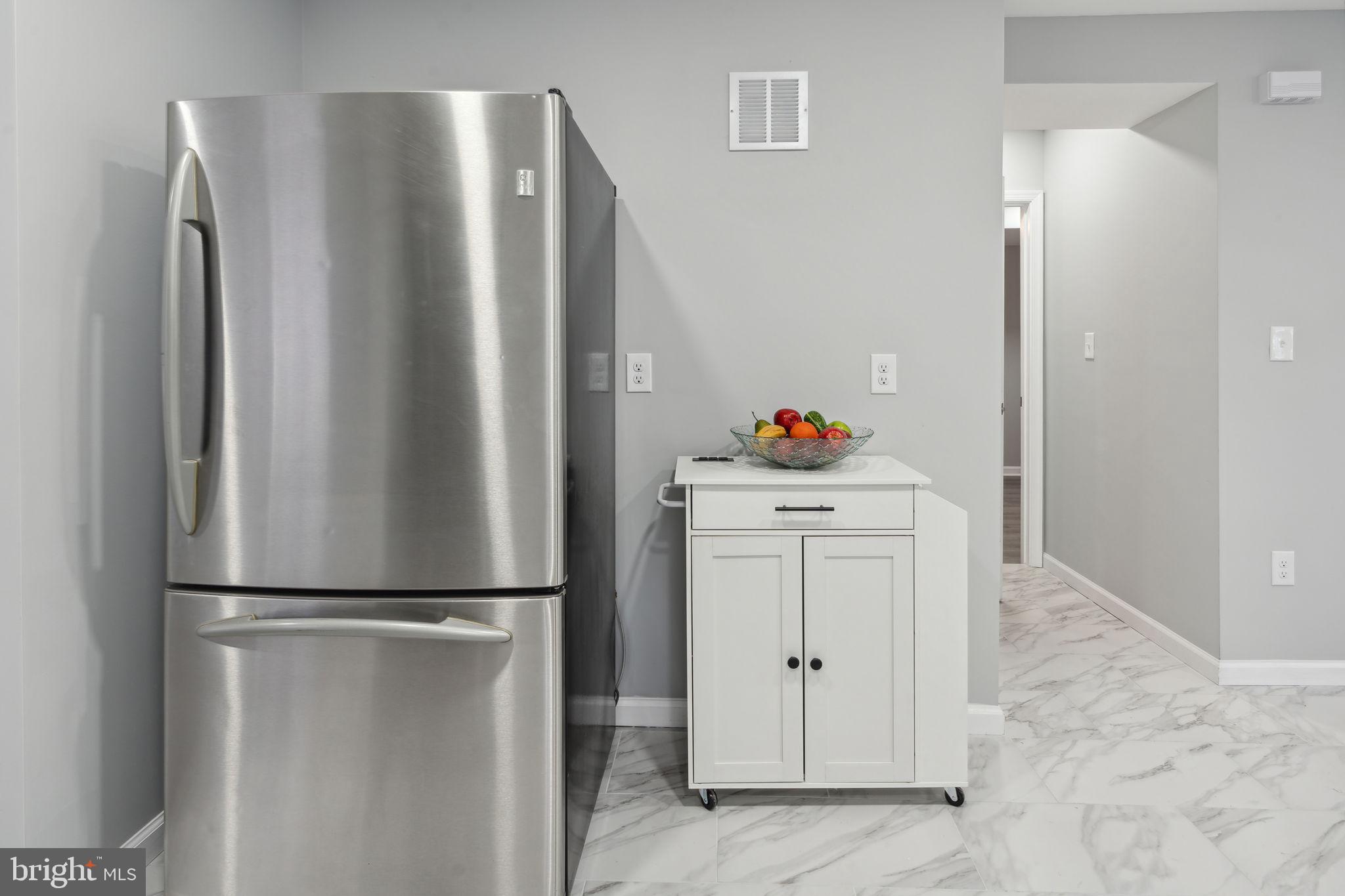 WEST LANHAM HILLS - Residential