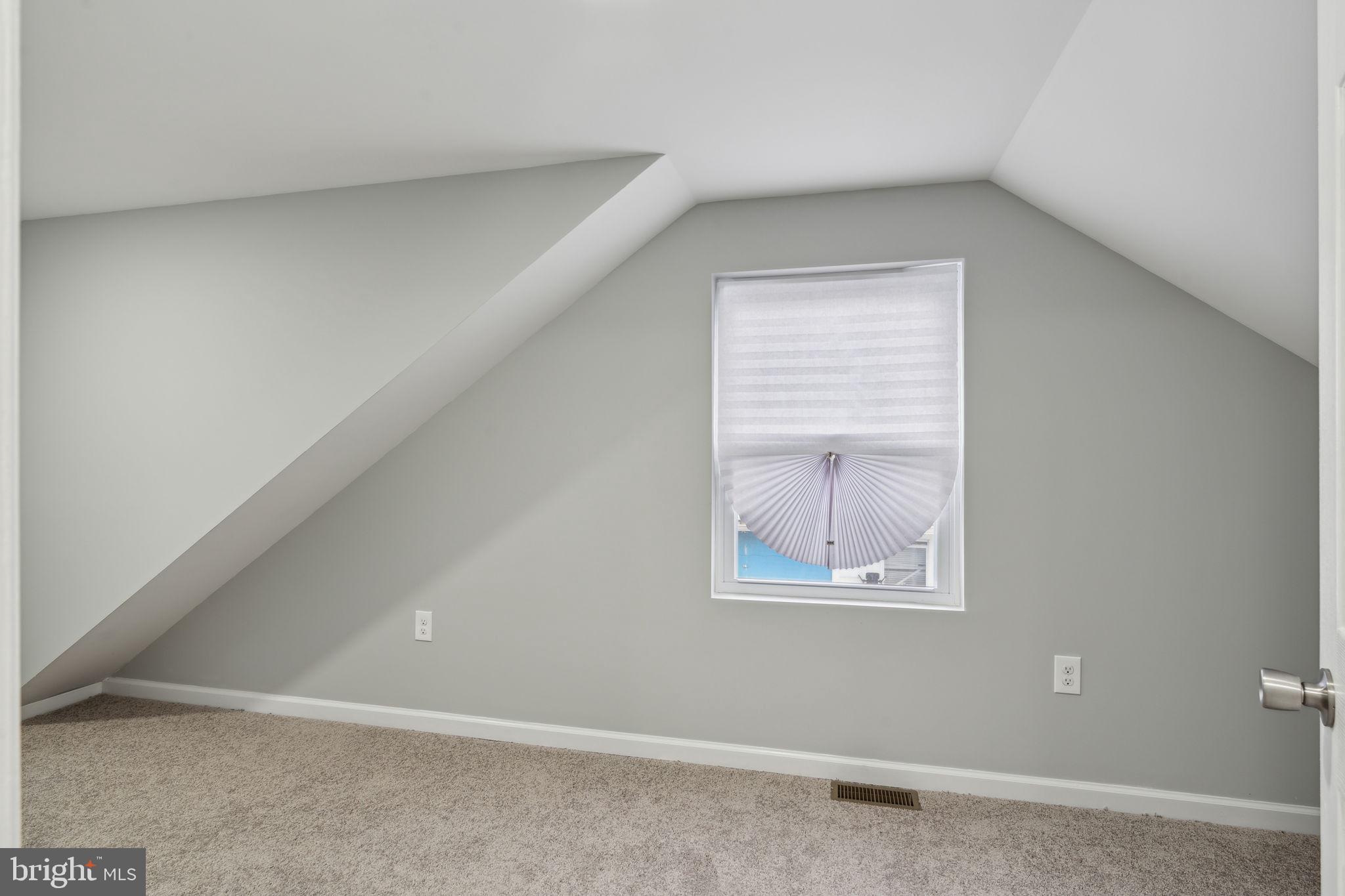 WEST LANHAM HILLS - Residential