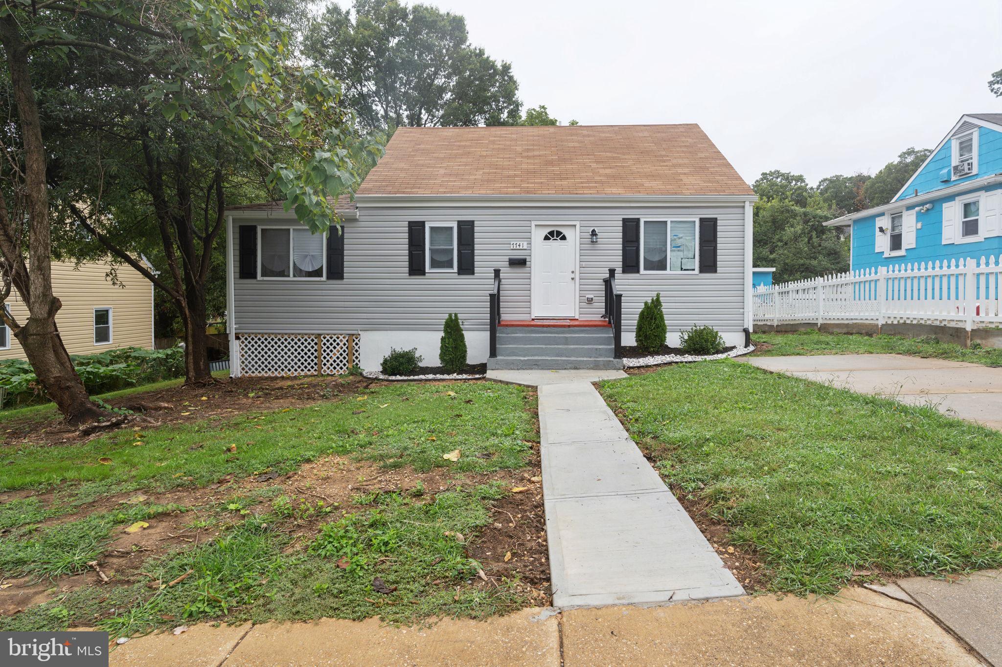 WEST LANHAM HILLS - Residential