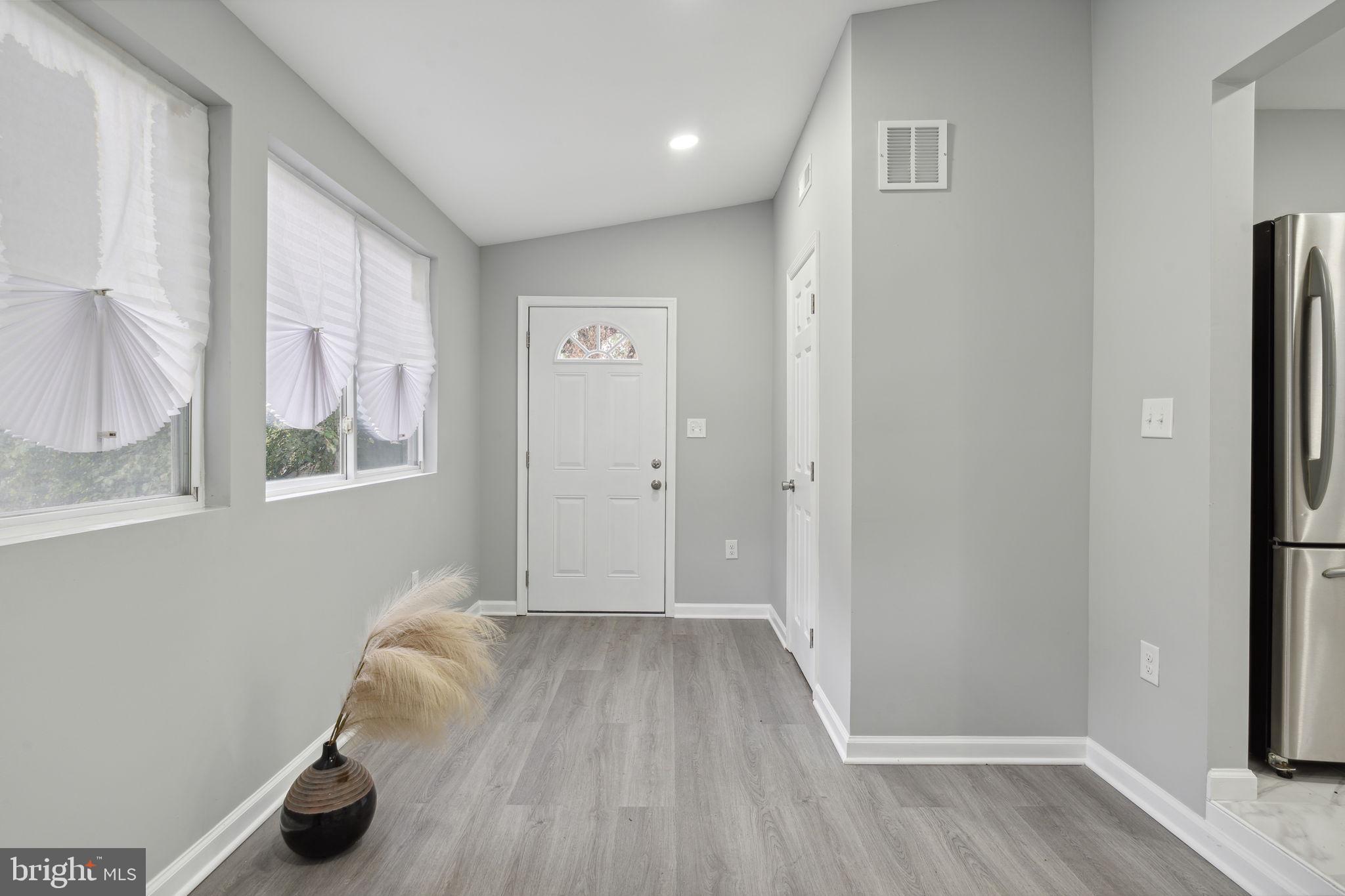 WEST LANHAM HILLS - Residential