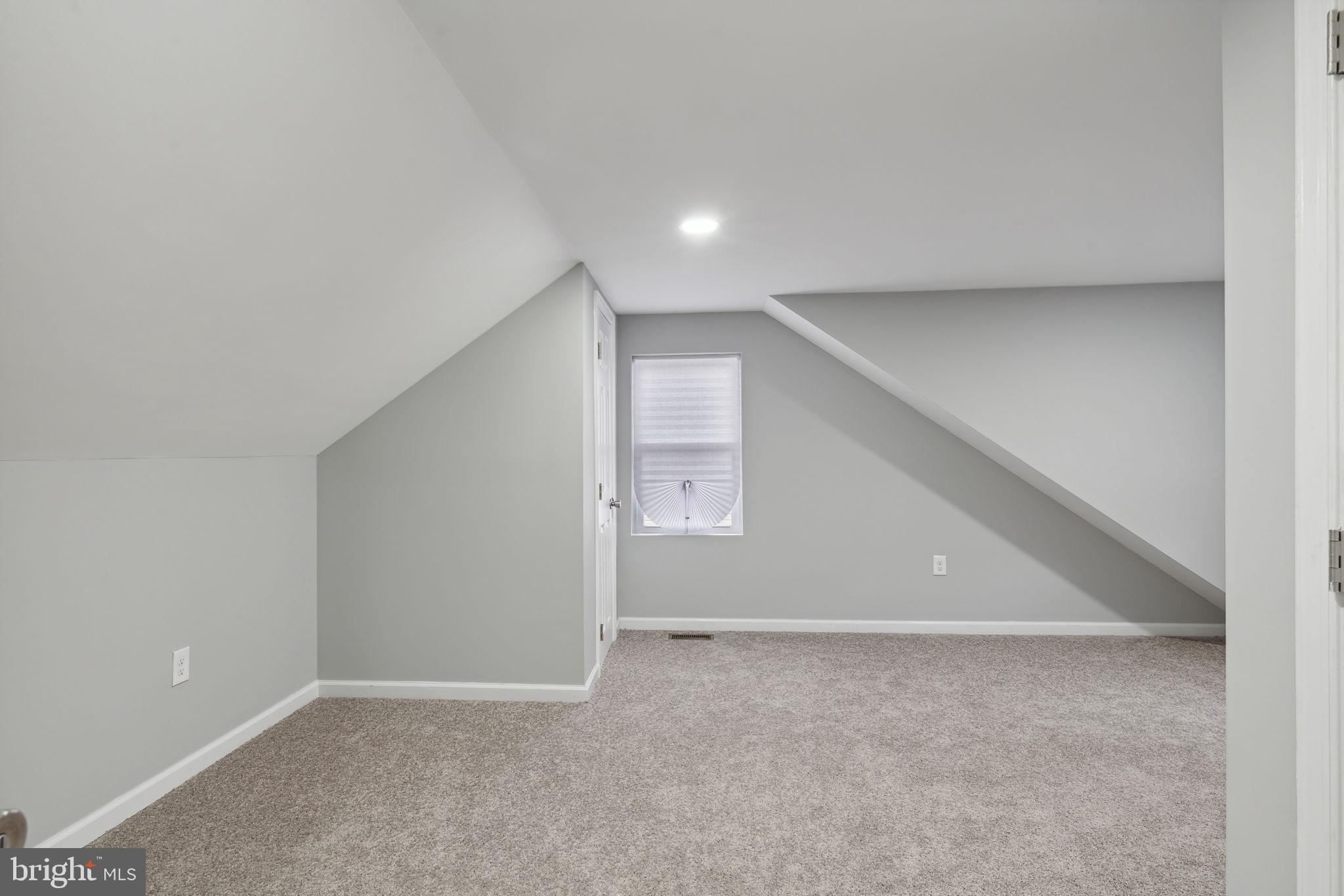 WEST LANHAM HILLS - Residential