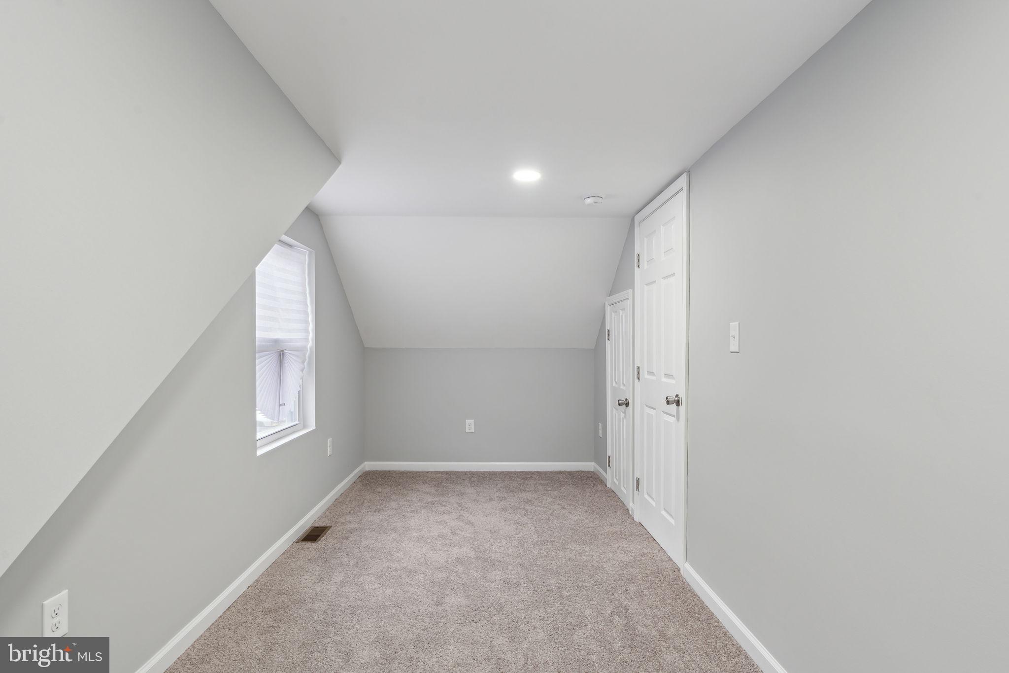 WEST LANHAM HILLS - Residential