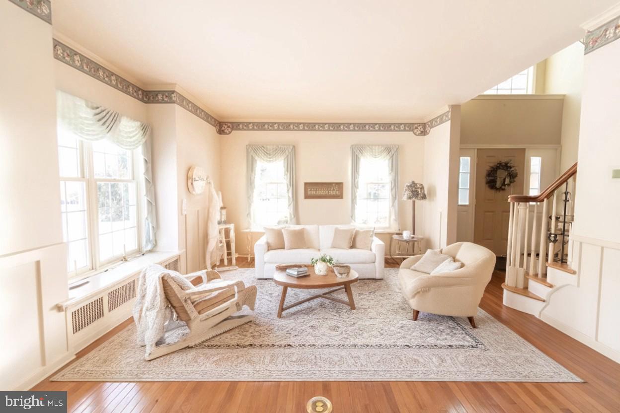 MARSHALL CREEK FAR - Residential